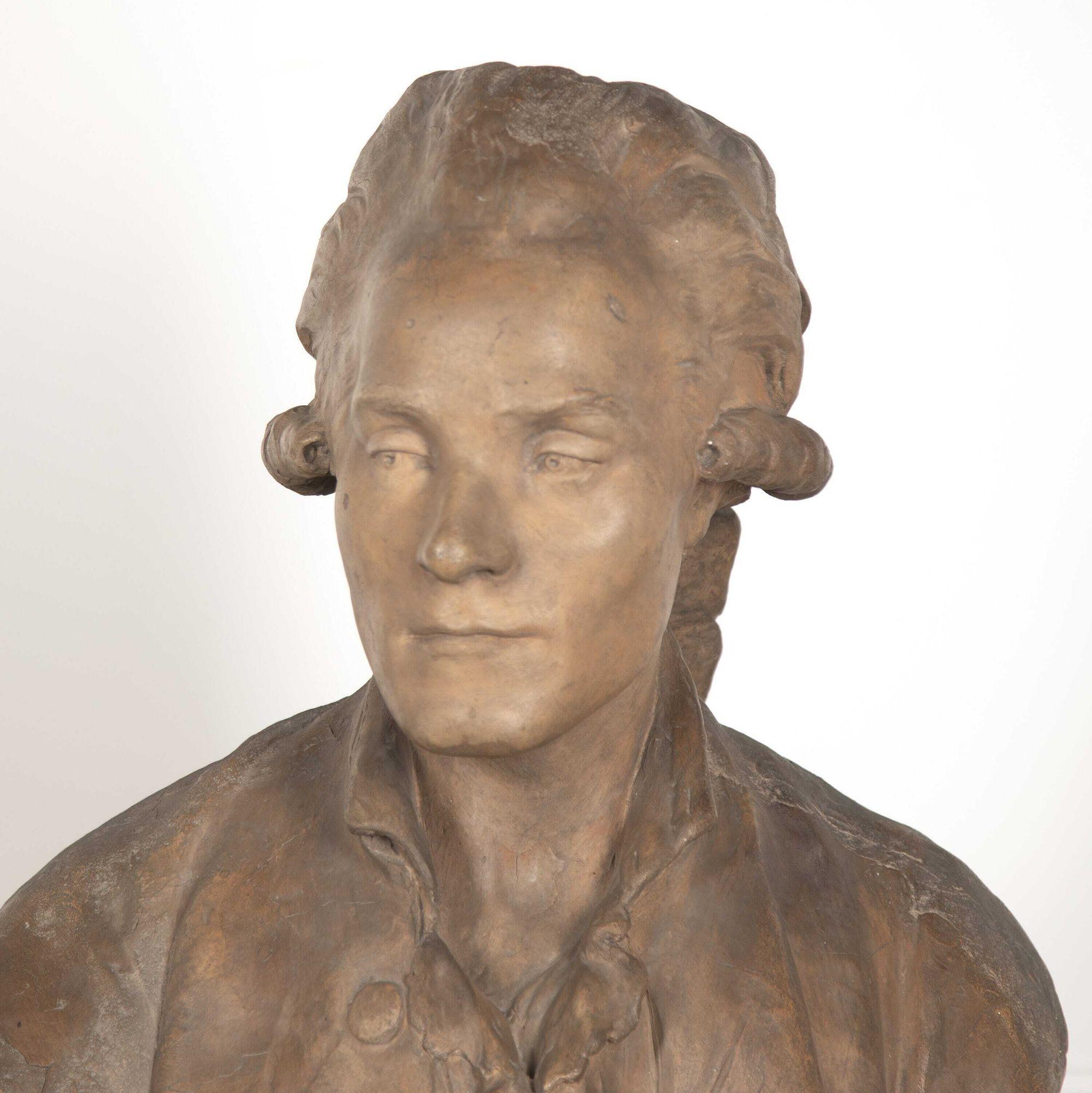 18th Century French Terracotta Bust of a Gentleman For Sale 5