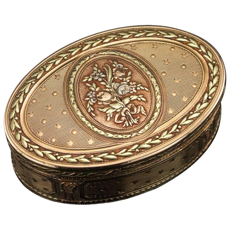 18th Century French Three-Color 18-Karat Gold Snuff Box, circa 1785