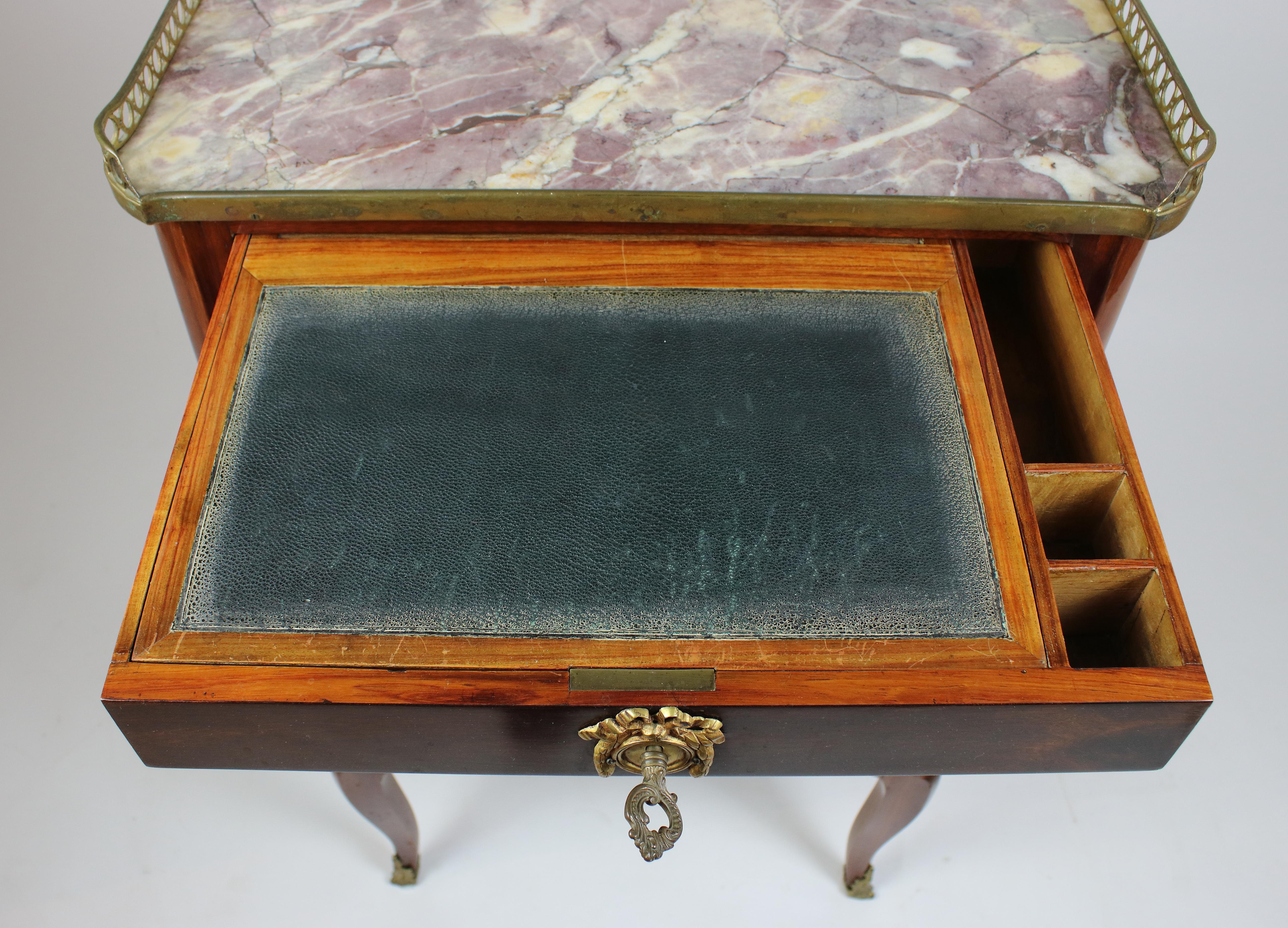 18th Century French Transition Louis XVI Small Writing Cabinet Meuble Ecritoire For Sale 8