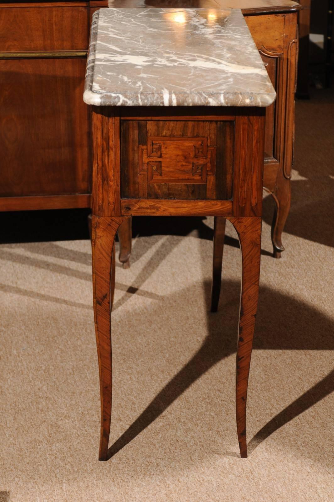 18th Century French Transitional Louis XV/XVI Commode en Console In Good Condition In Atlanta, GA