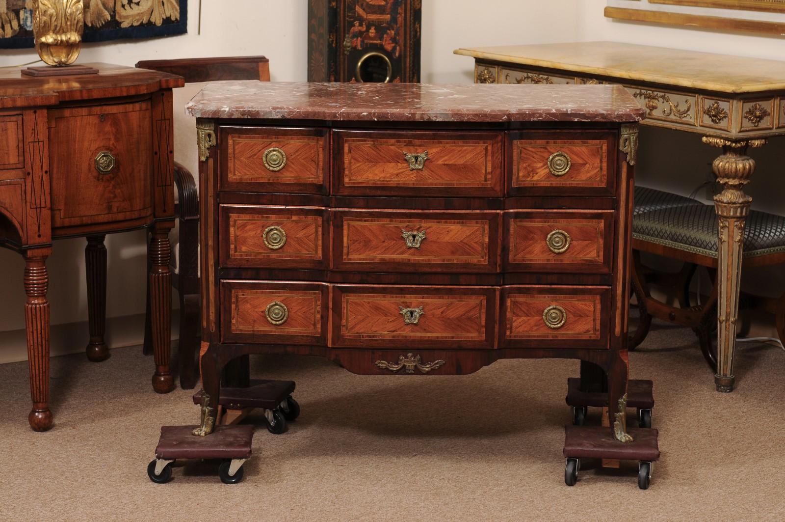 18th Century French Transitional XV/XVI Commode in Tulipwood/Kingwood For Sale 8