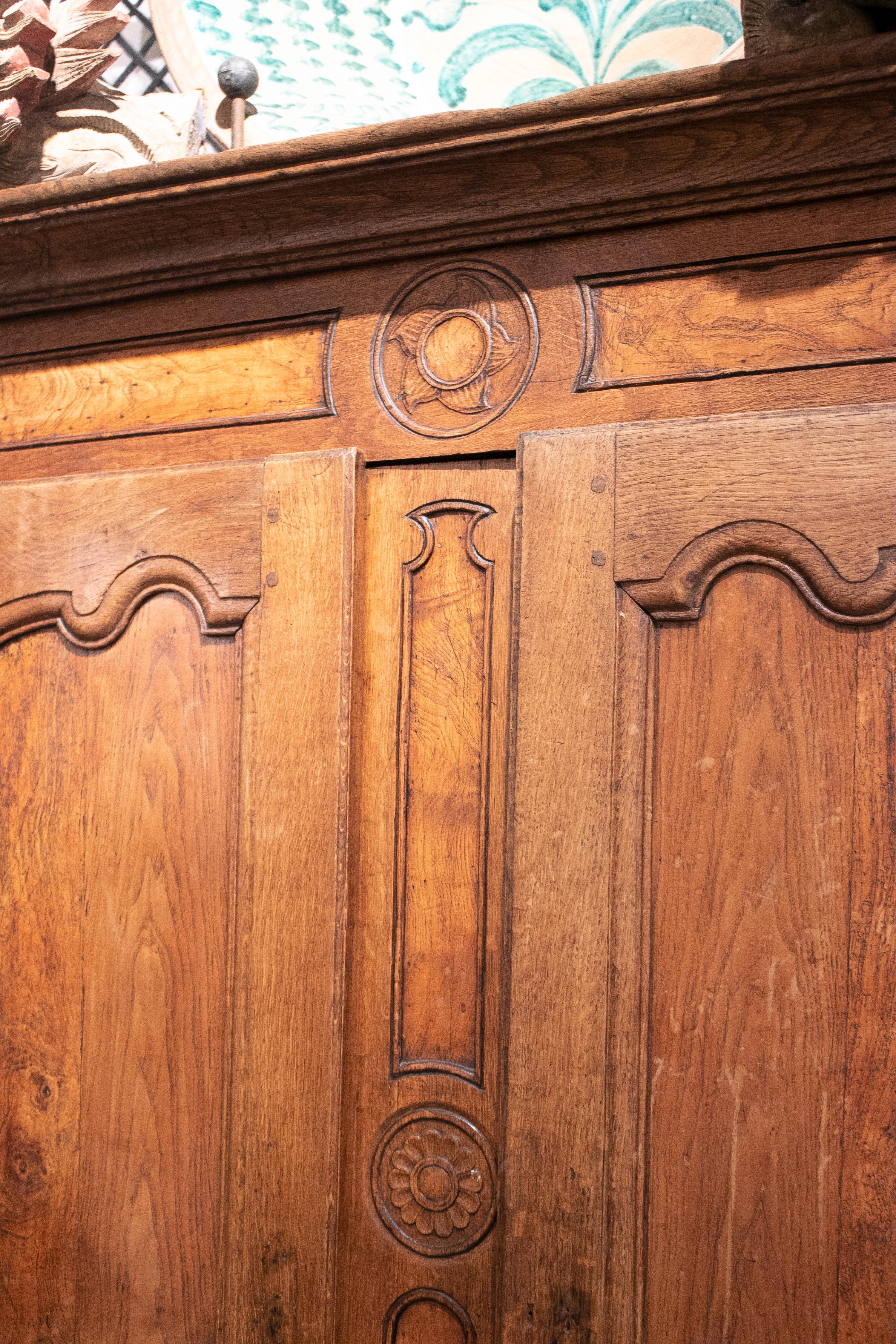 18th Century French Two Door Oak Panelled Wardrobe 5