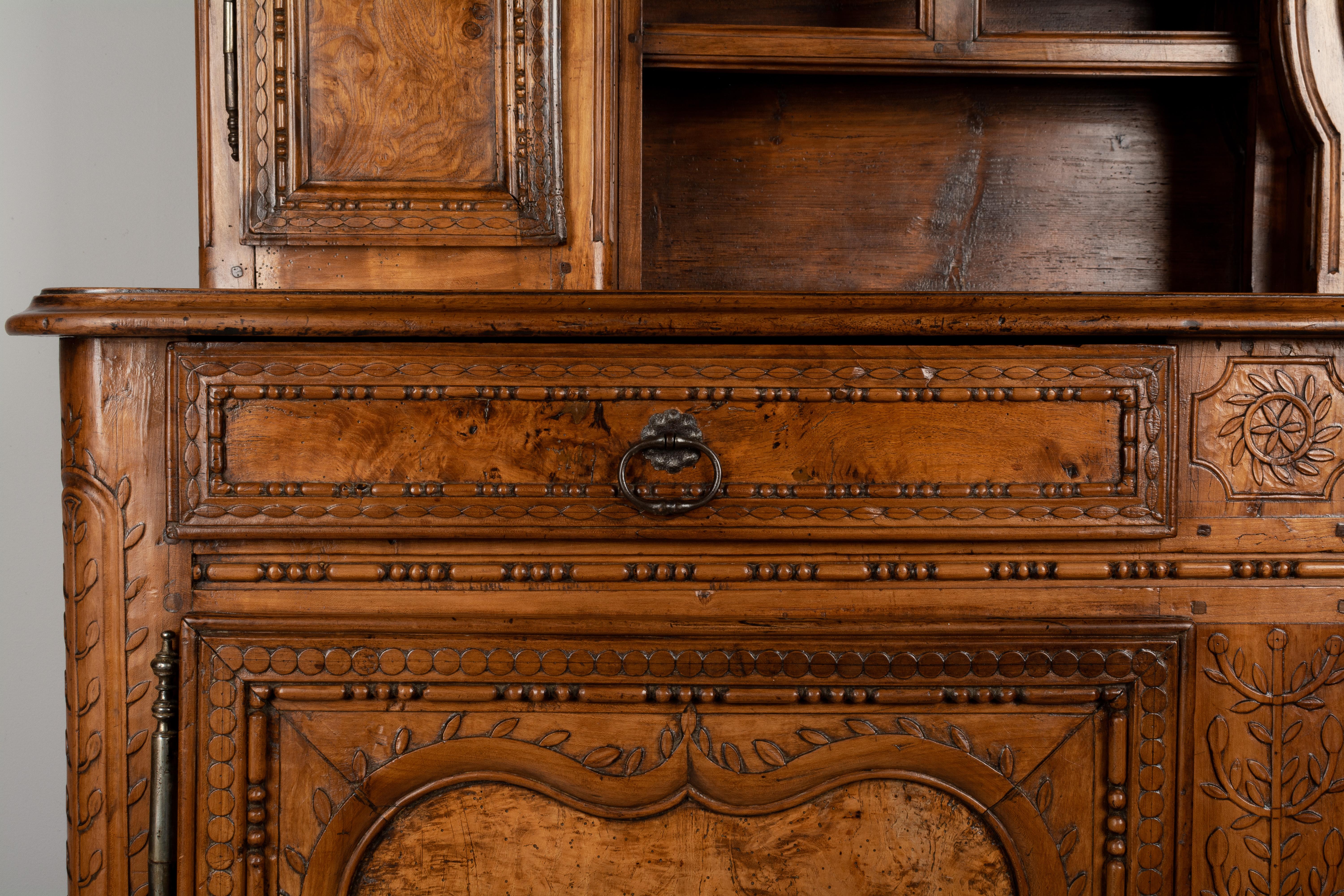 18th Century French Vaisselier or Sideboard with Clock 8