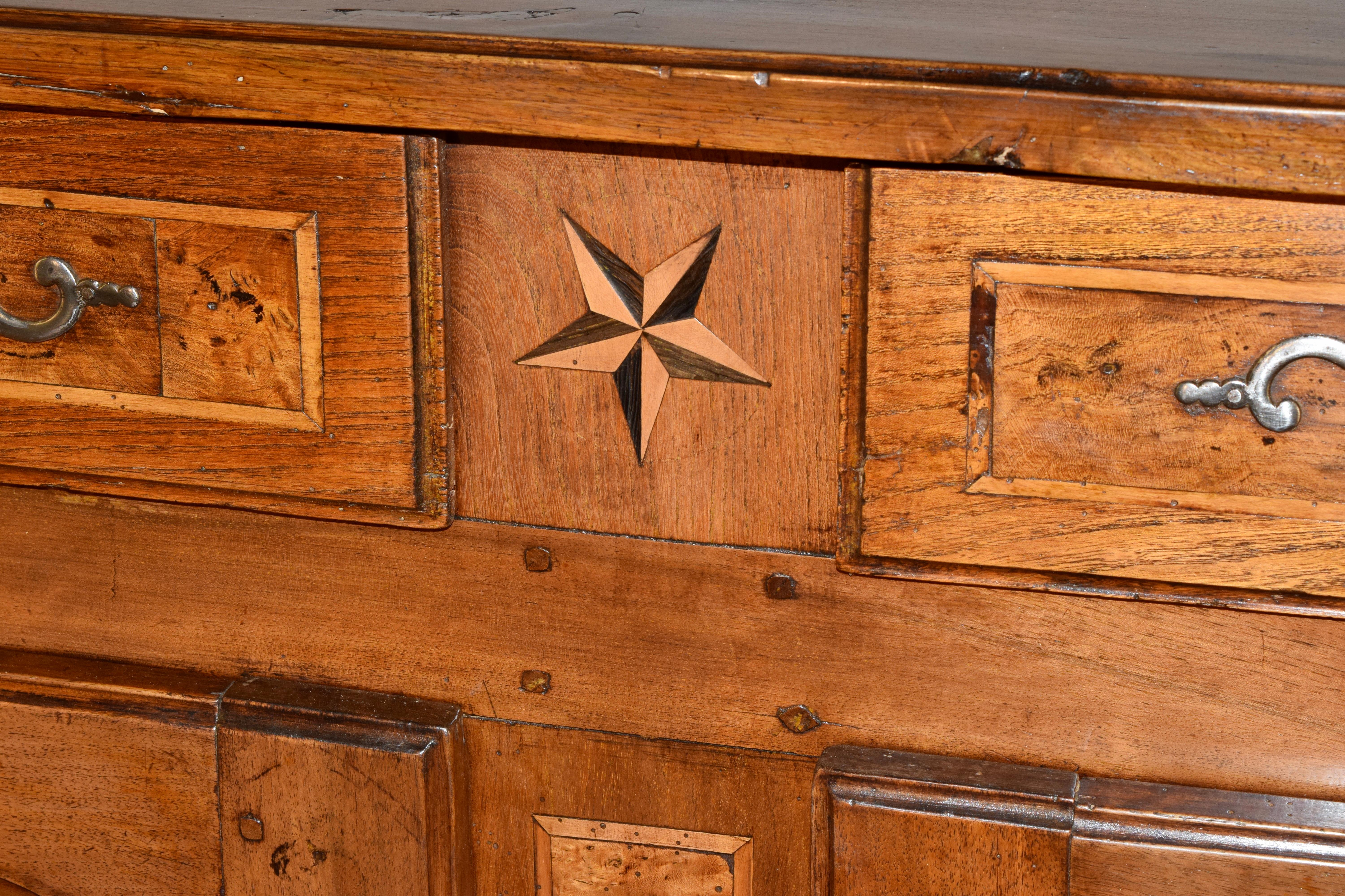 18th Century French Walnut Buffet For Sale 3