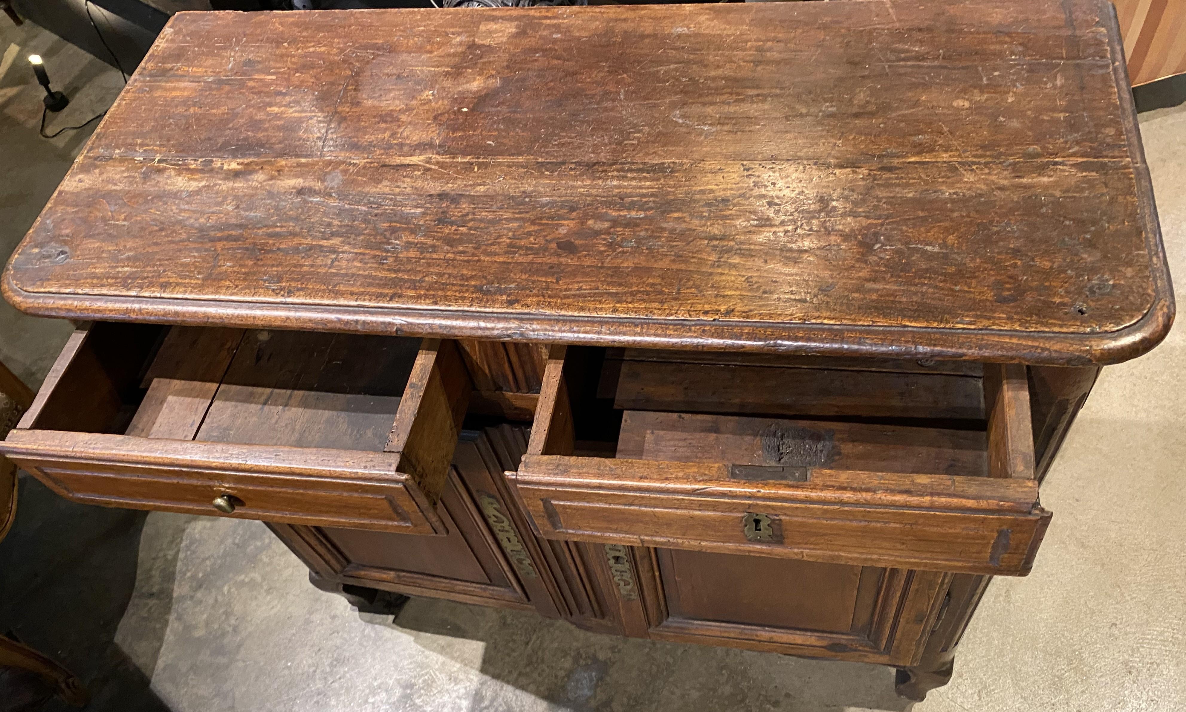 18th Century French Walnut Buffet or Server  In Good Condition For Sale In Milford, NH