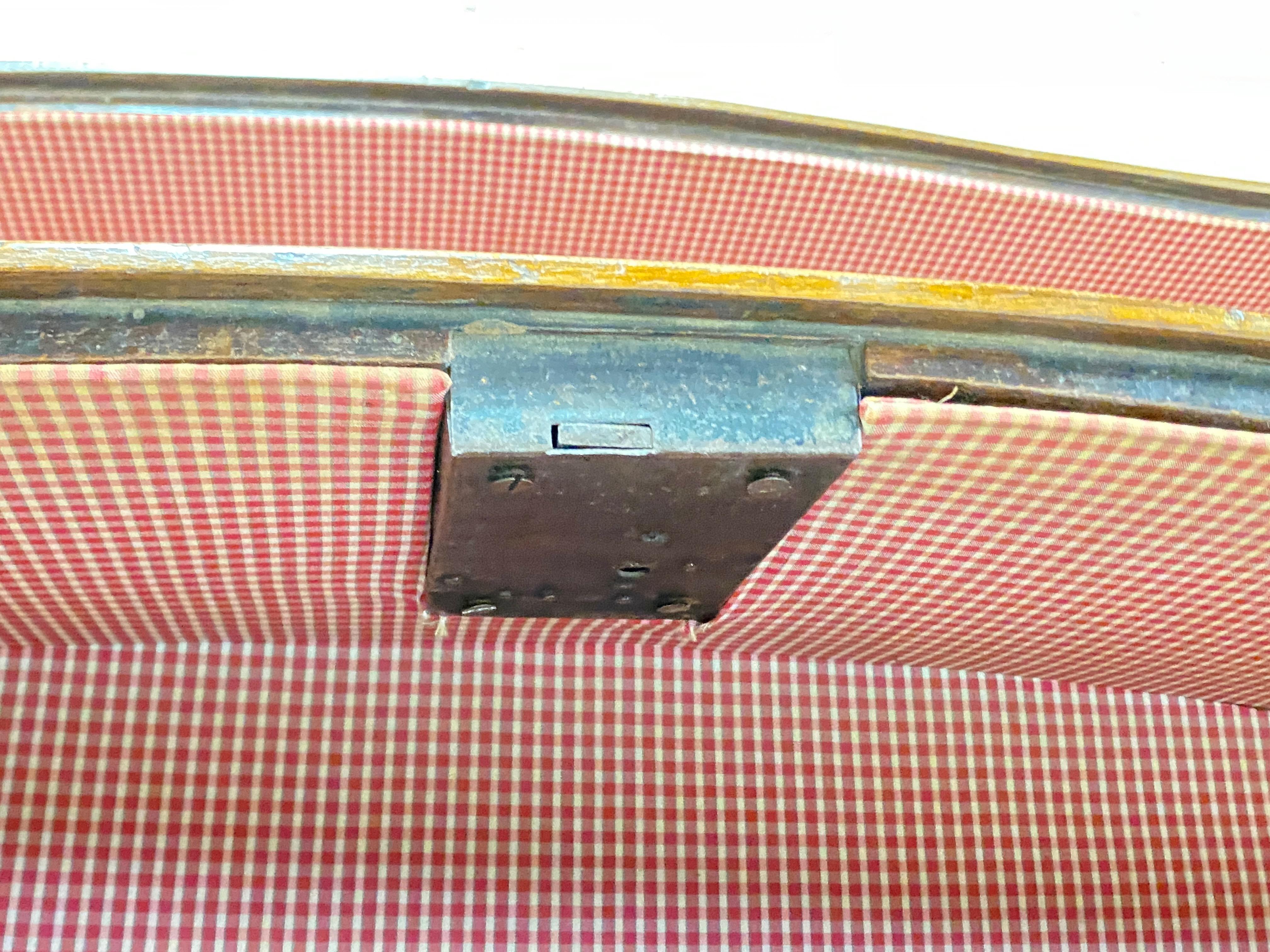 Cassettiera in noce francese del XVIII secolo CIRCA 1770 in vendita 3