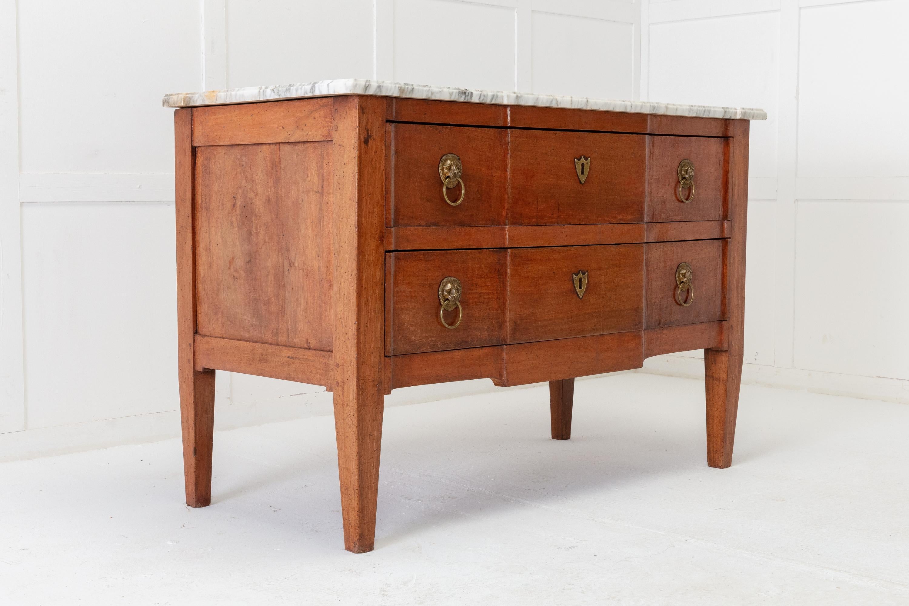 18th Century French Walnut Chest of Drawers with Marble Top In Good Condition In Gloucestershire, GB