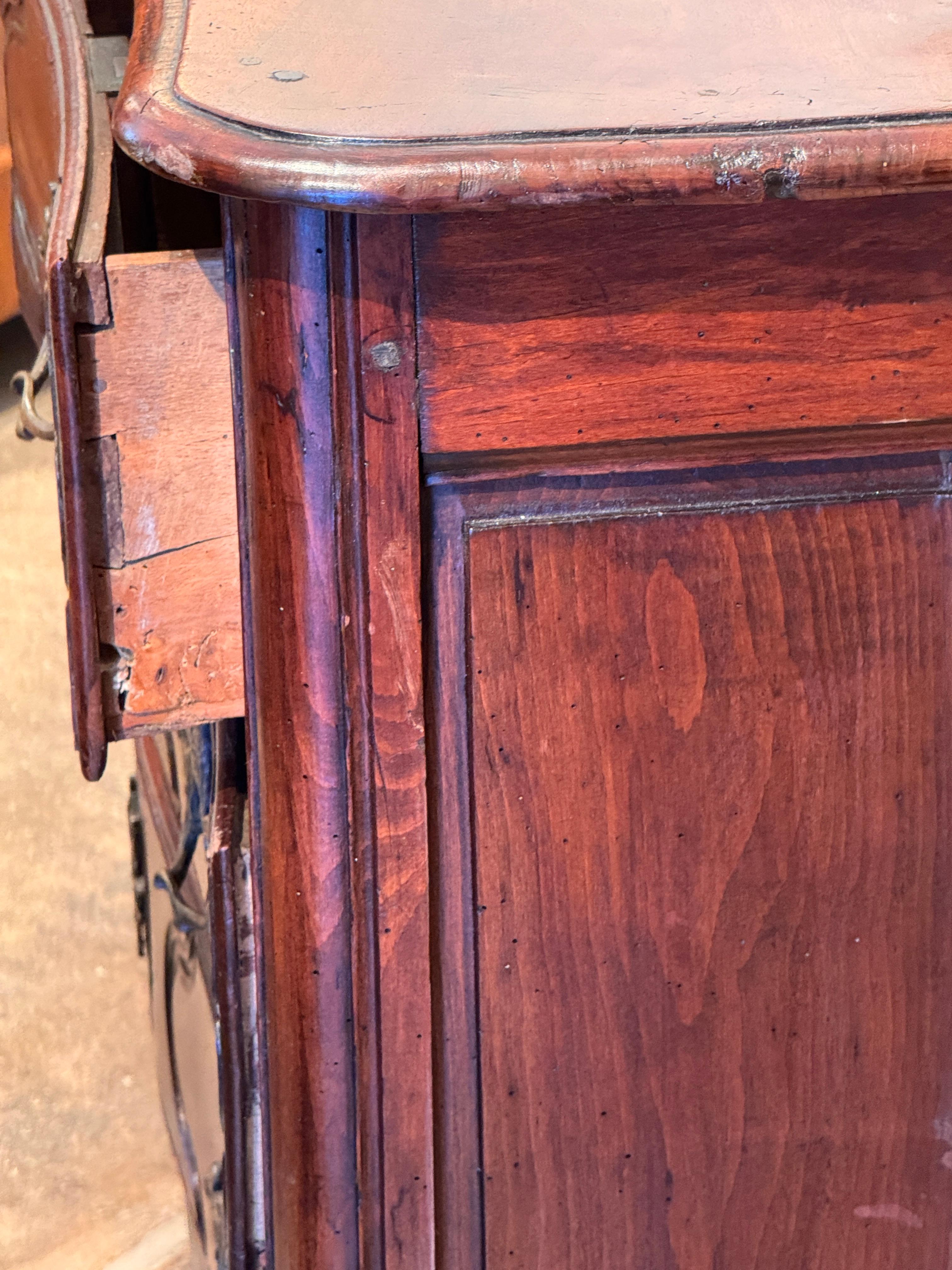 18th Century French Walnut Commode For Sale 3