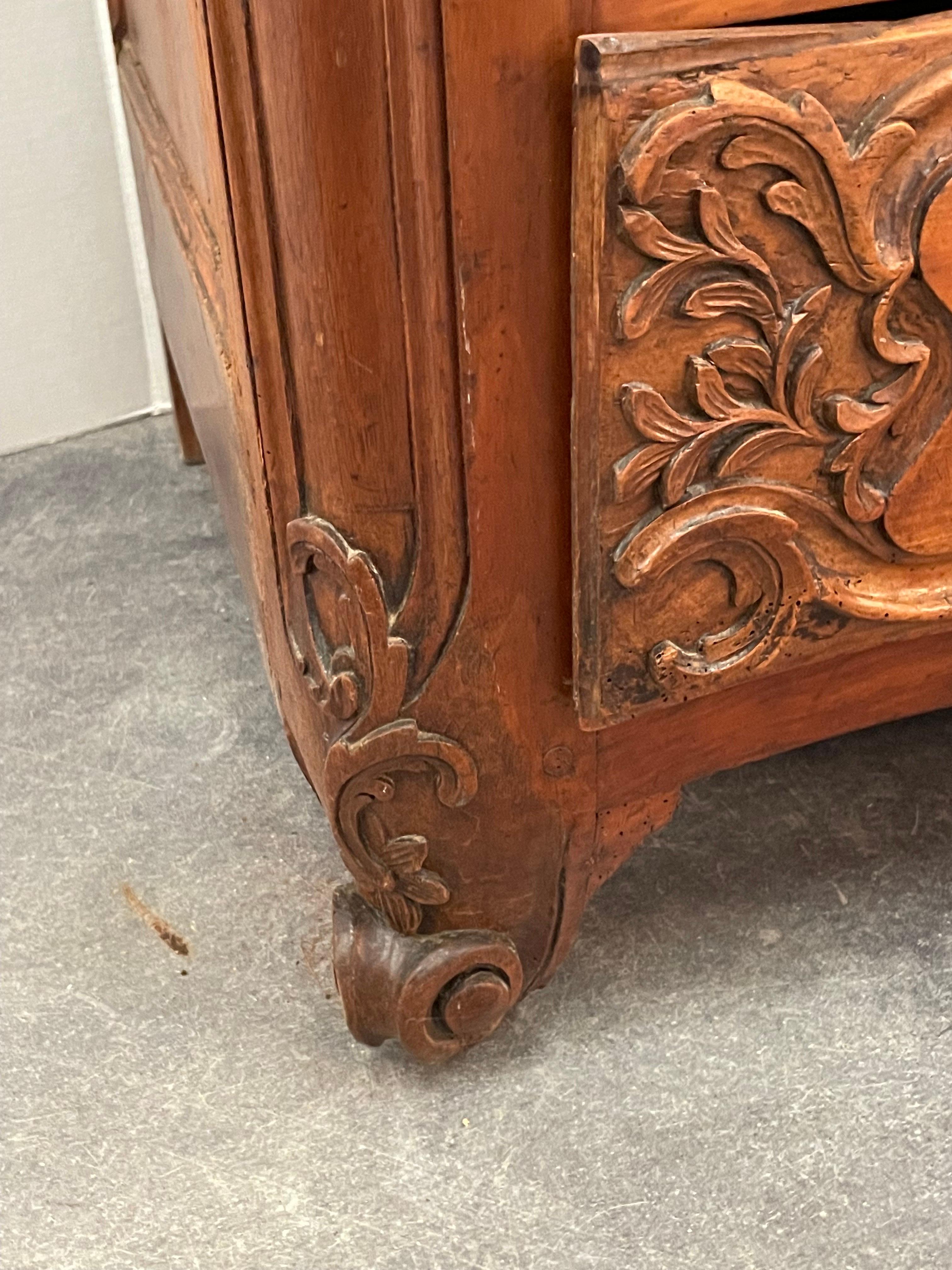 18th Century French Walnut Commode with Brass Fixtures For Sale 4