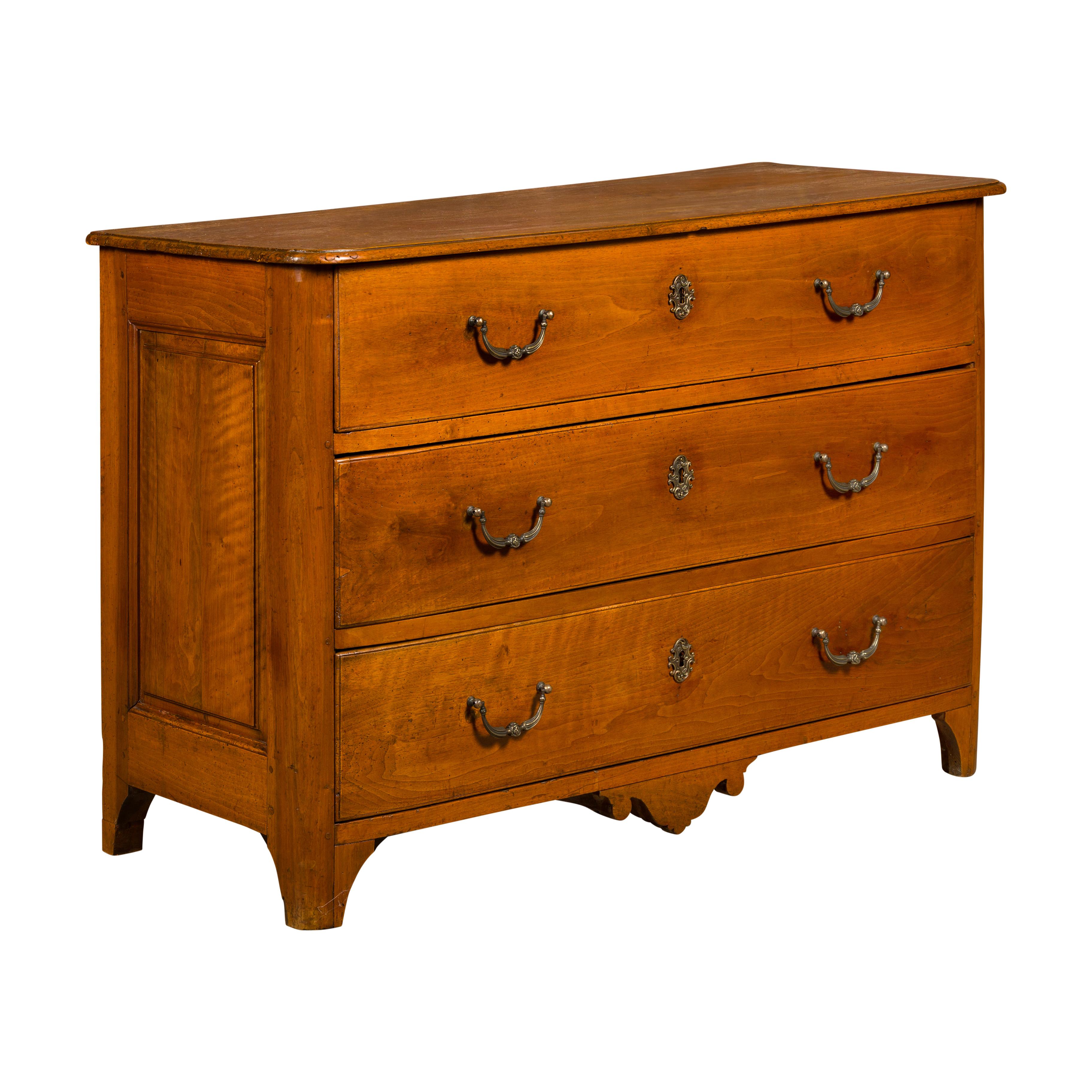 18th Century French Walnut Commode with Three Drawers and Carved Apron For Sale 13
