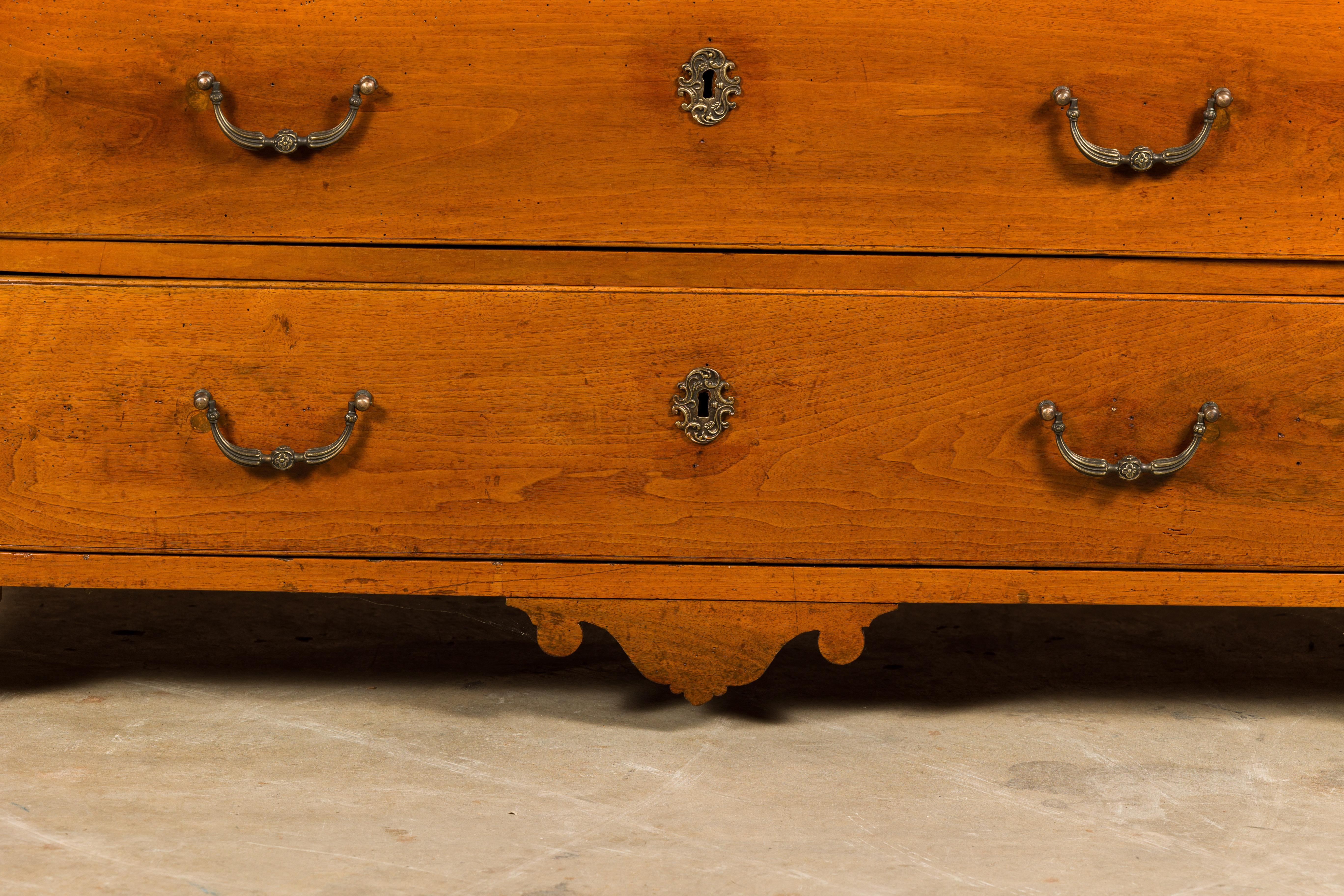 18th Century French Walnut Commode with Three Drawers and Carved Apron For Sale 2