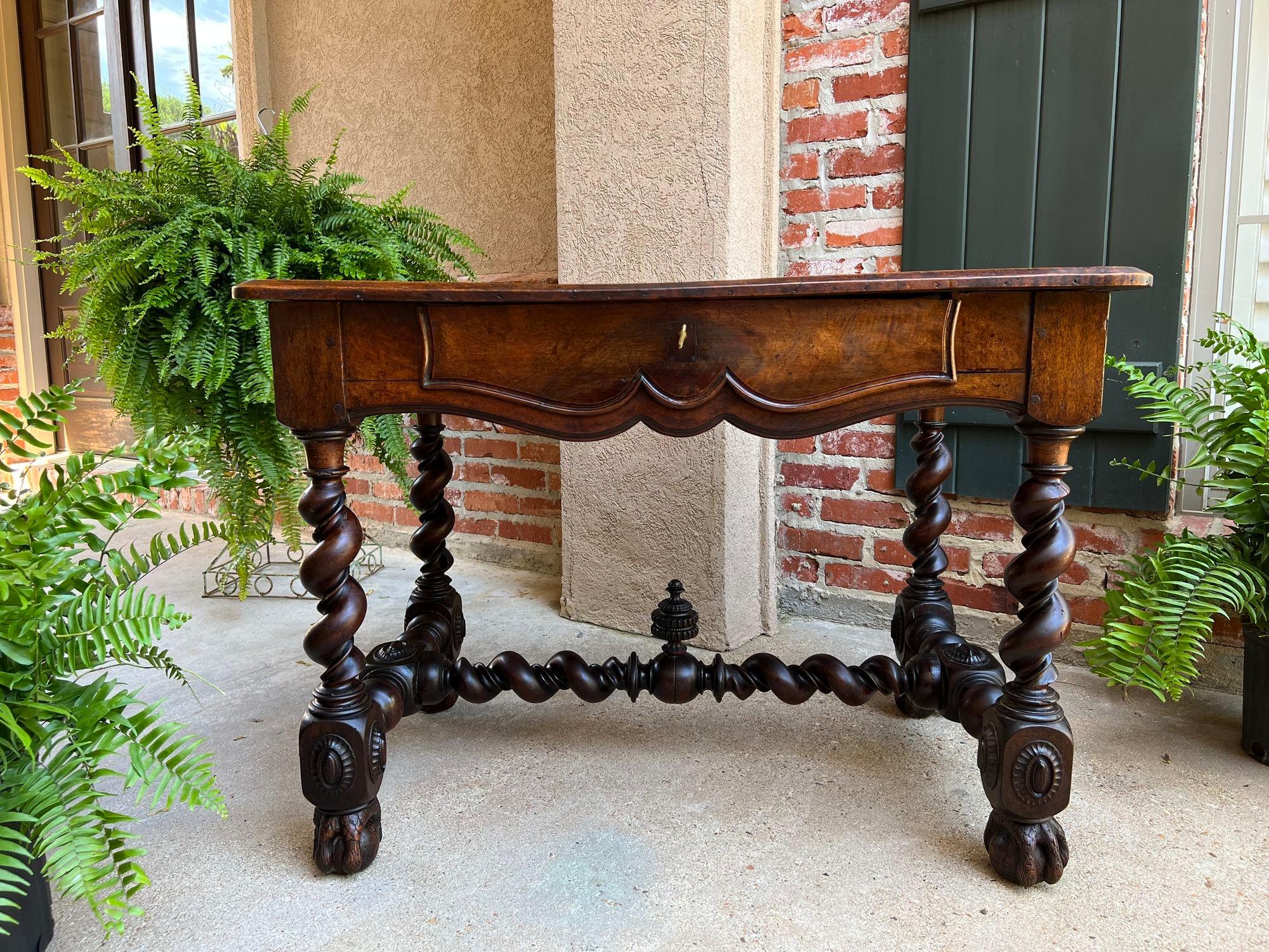 18th Century French Walnut Console Sofa Table Carved Barley Twist Desk Louis XIII.

Direct from France, an incredible antique French side/sofa table or writing desk. Stunning craftsmanship from the late 18th century, solid walnut, with superb hand