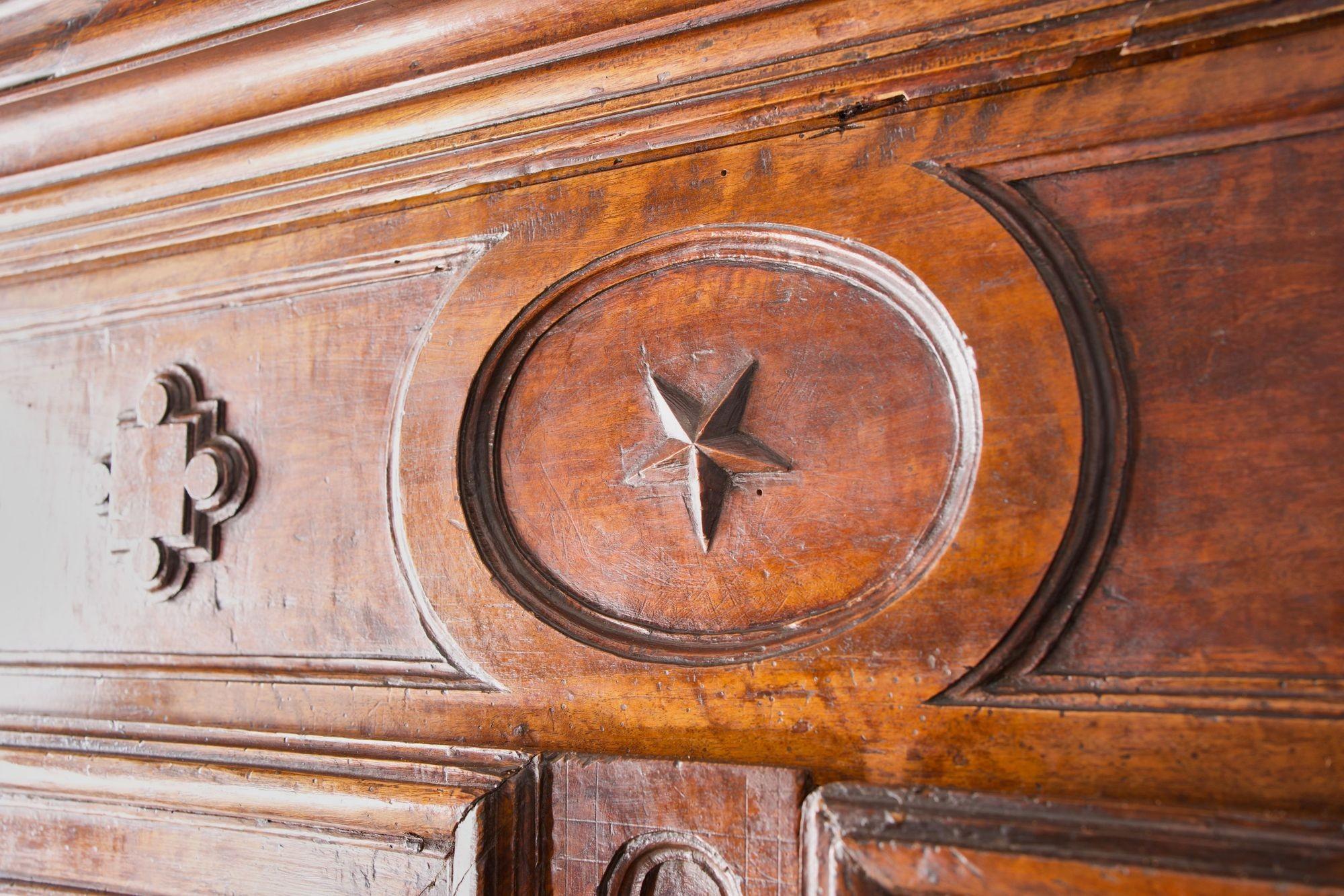 18th century French walnut Marriage cupboard 3