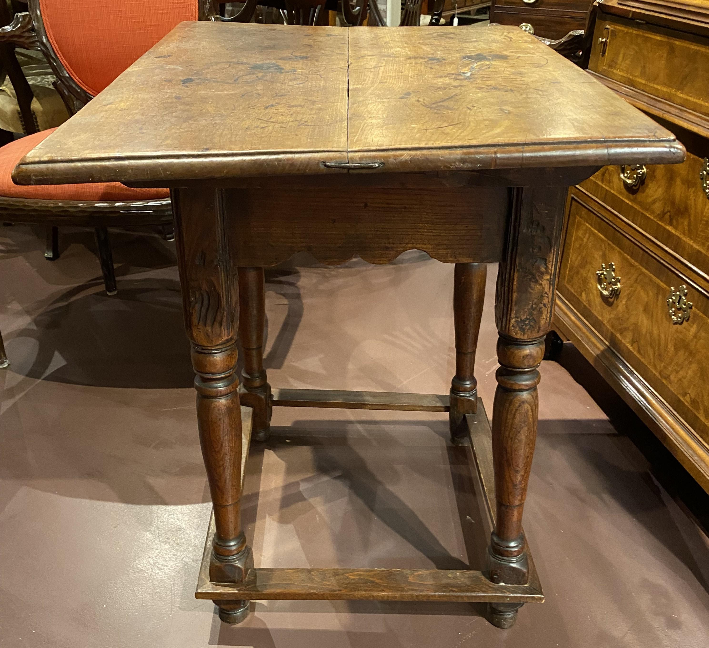 18th Century French Walnut One Drawer Tavern Table In Good Condition For Sale In Milford, NH