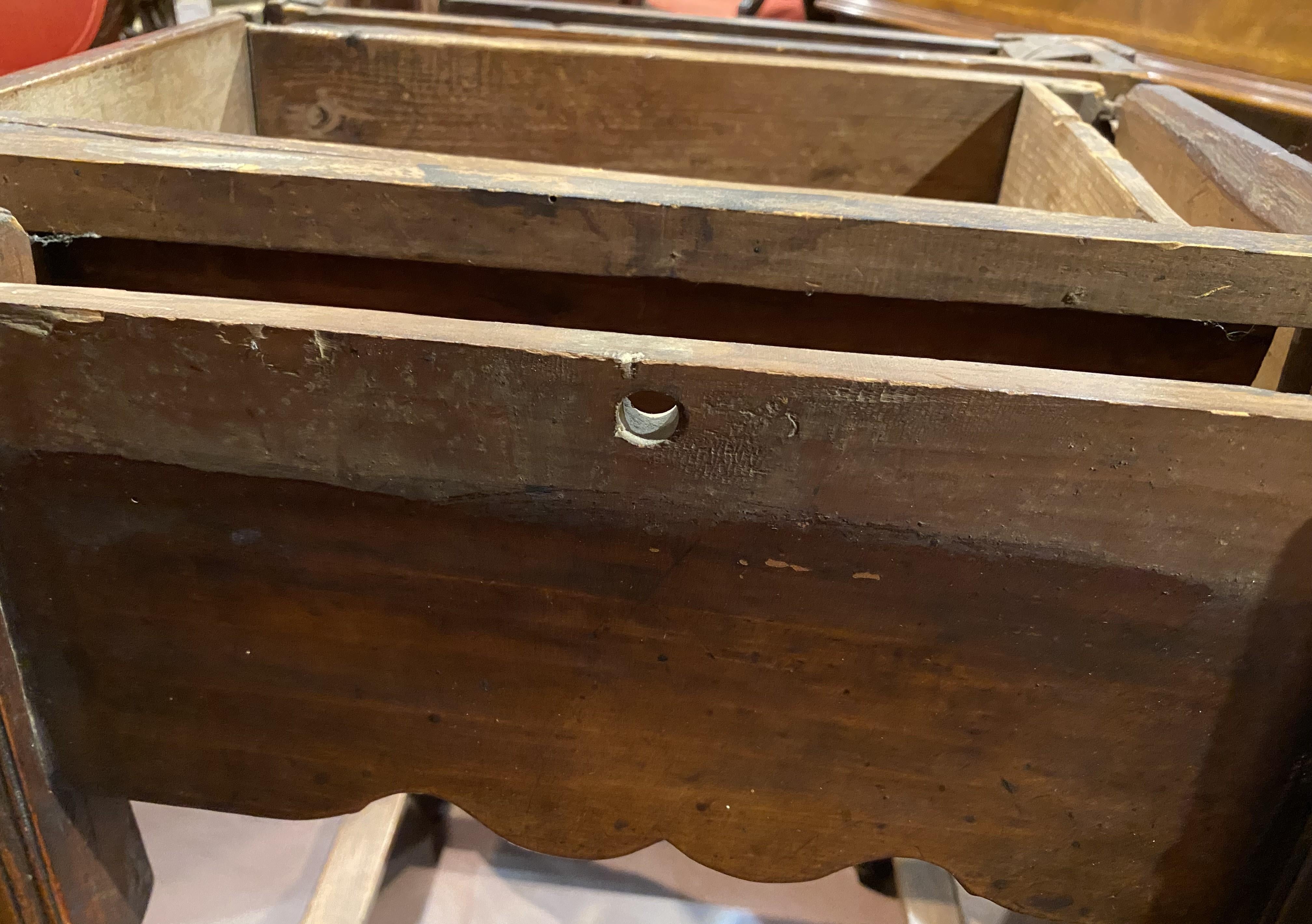 18th Century French Walnut One Drawer Tavern Table For Sale 5