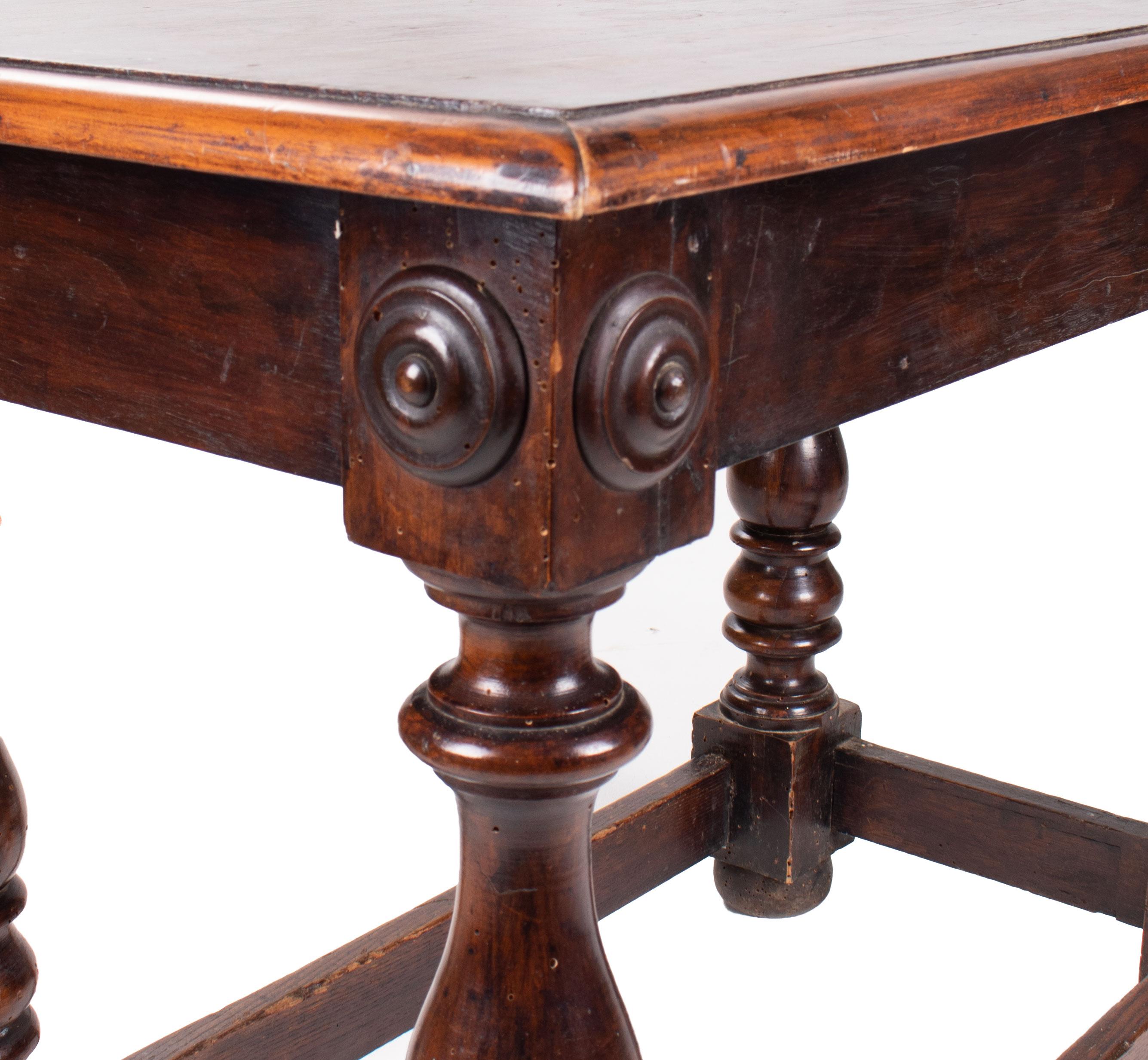 18th Century, French Walnut Single Drawer Table 4