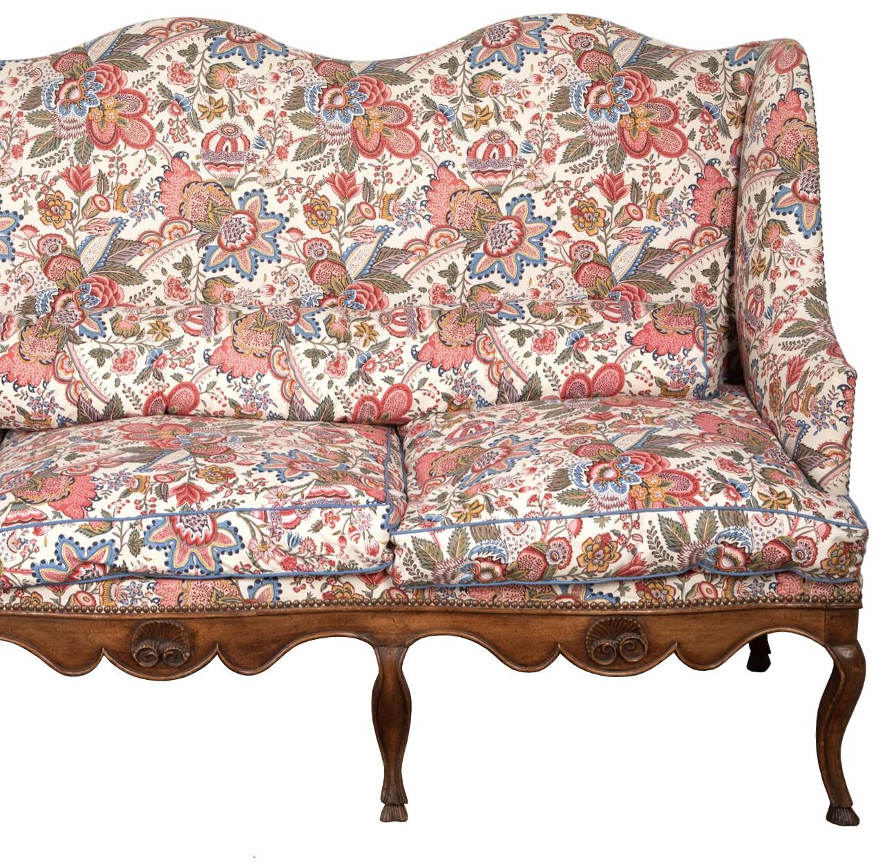 18th Century French Walnut Sofa in Pierre Frey Fabric For Sale 1