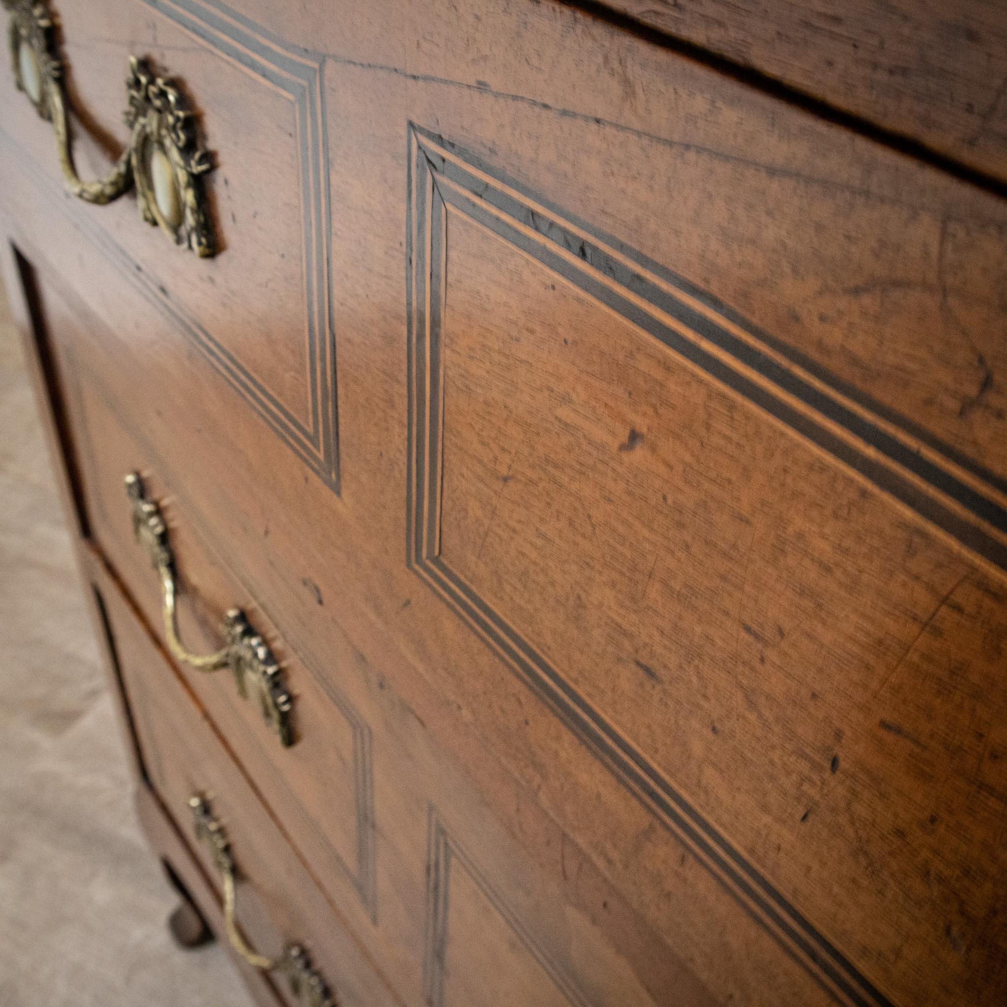 18th Century French Walnut Three Drawer Commode For Sale 10