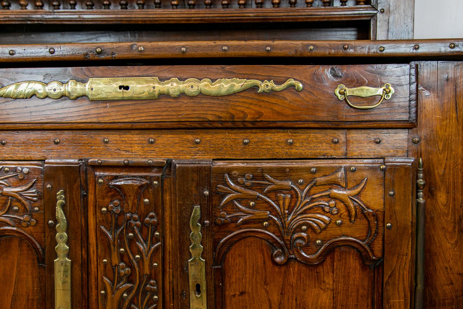 Carved 18th Century French Walnut Vasselier For Sale