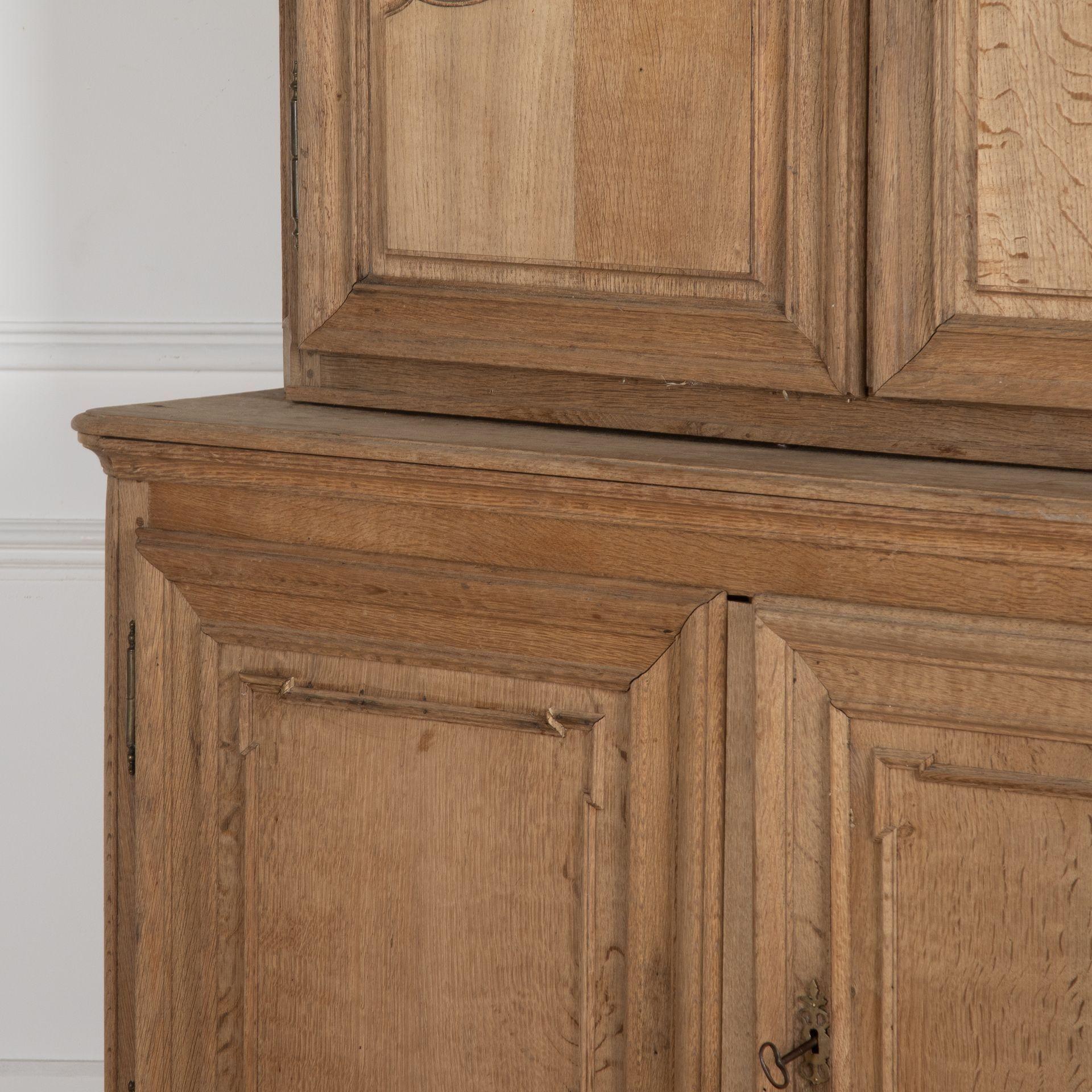18th Century French Washed Oak Buffet Deux Corps For Sale 1