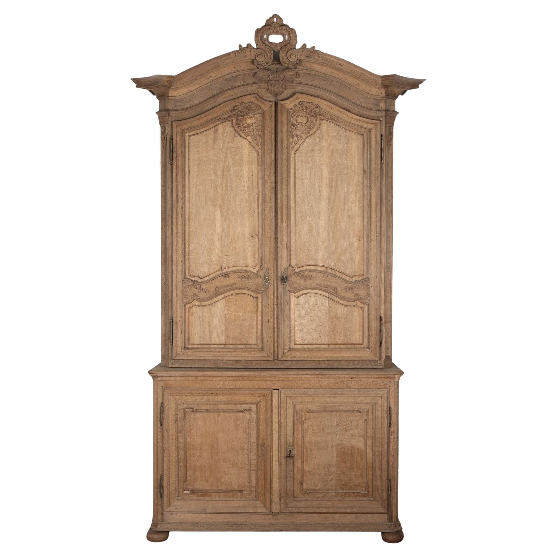 18th Century French Washed Oak Buffet Deux Corps For Sale