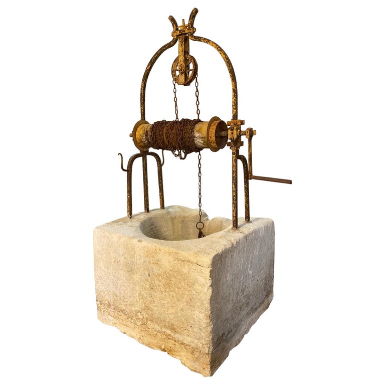 18th Century French Well For Sale at 1stdibs