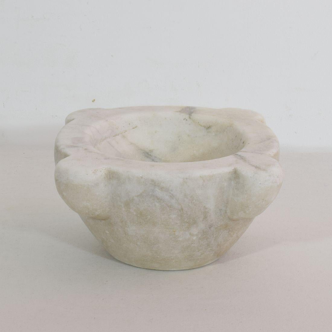 Beautiful white marble mortar, France, 18th century.
Extremely weathered.