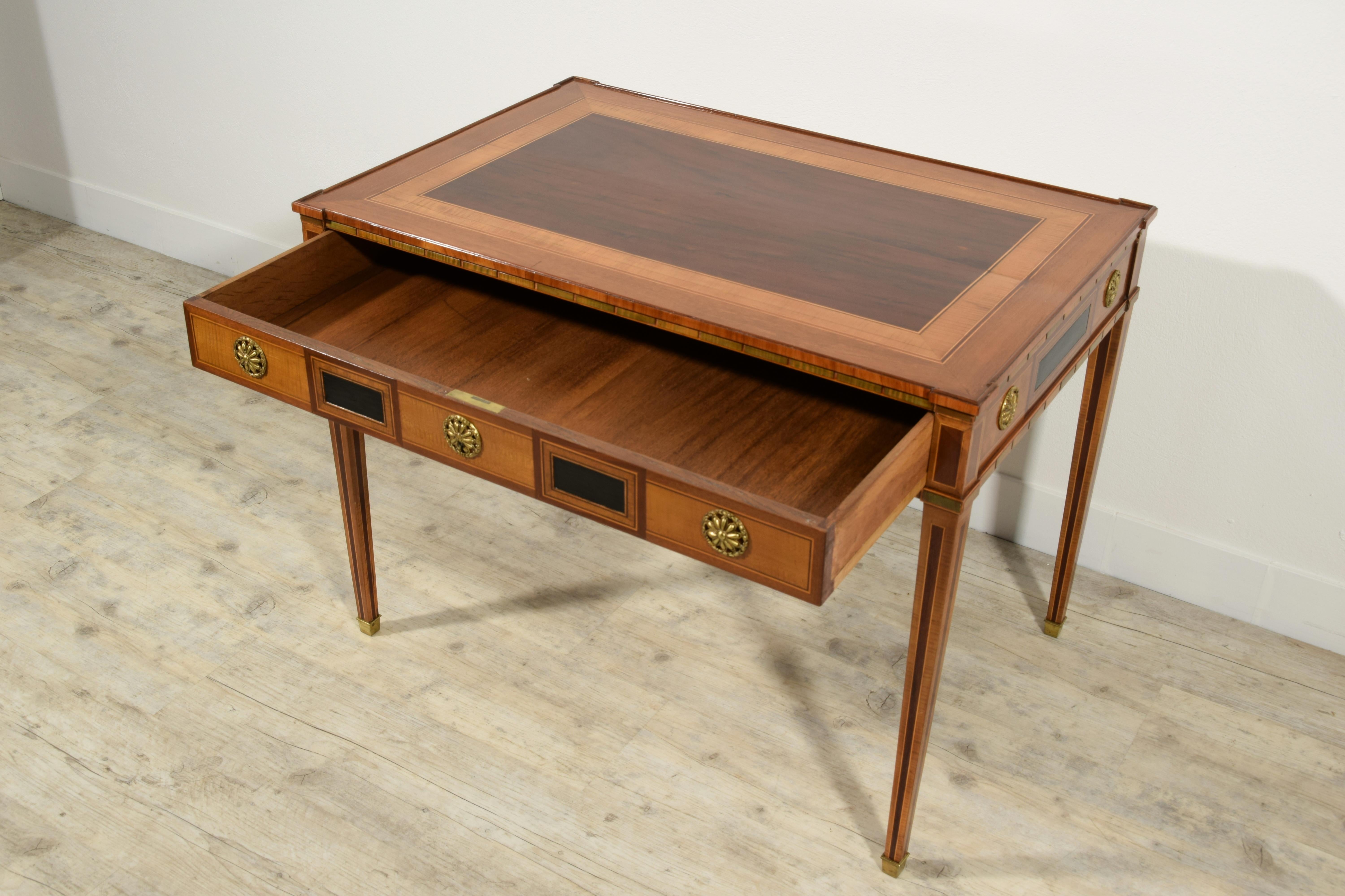 18th Century, French Wood Centre Desk For Sale 6
