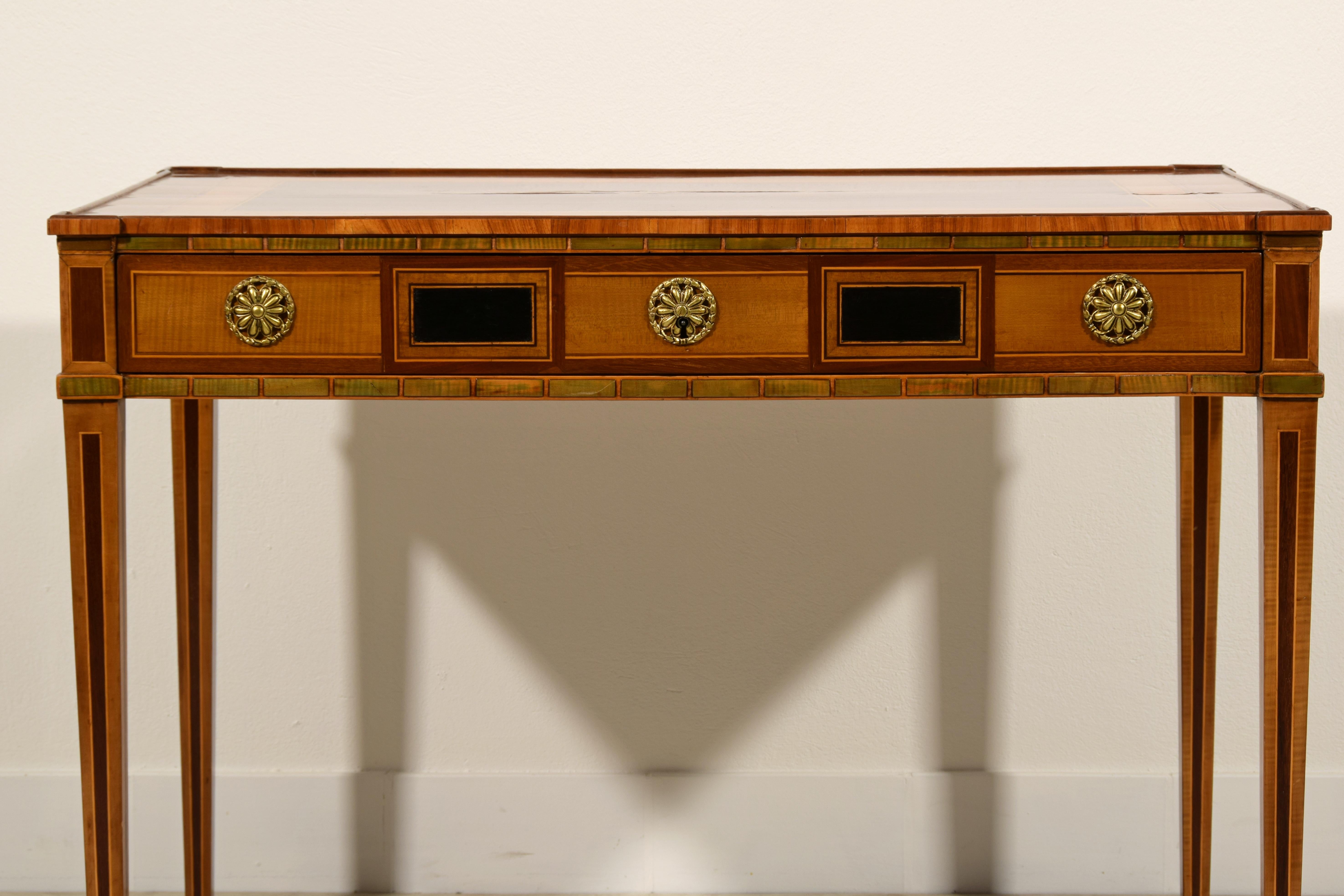 18th Century, French Wood Centre Desk For Sale 14