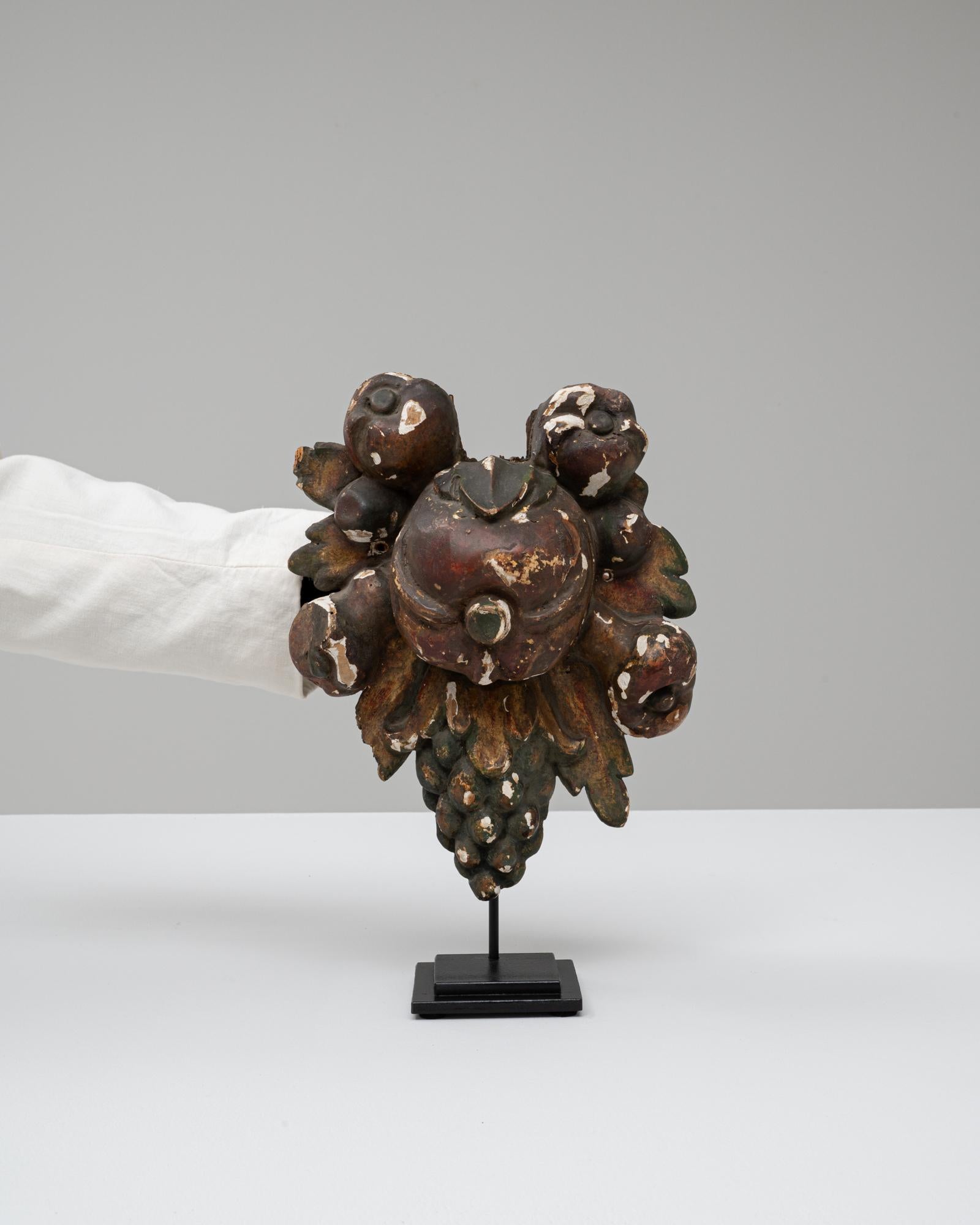 Barocco Decorazione barocca in legno francese del XVIII secolo su base metallica in vendita