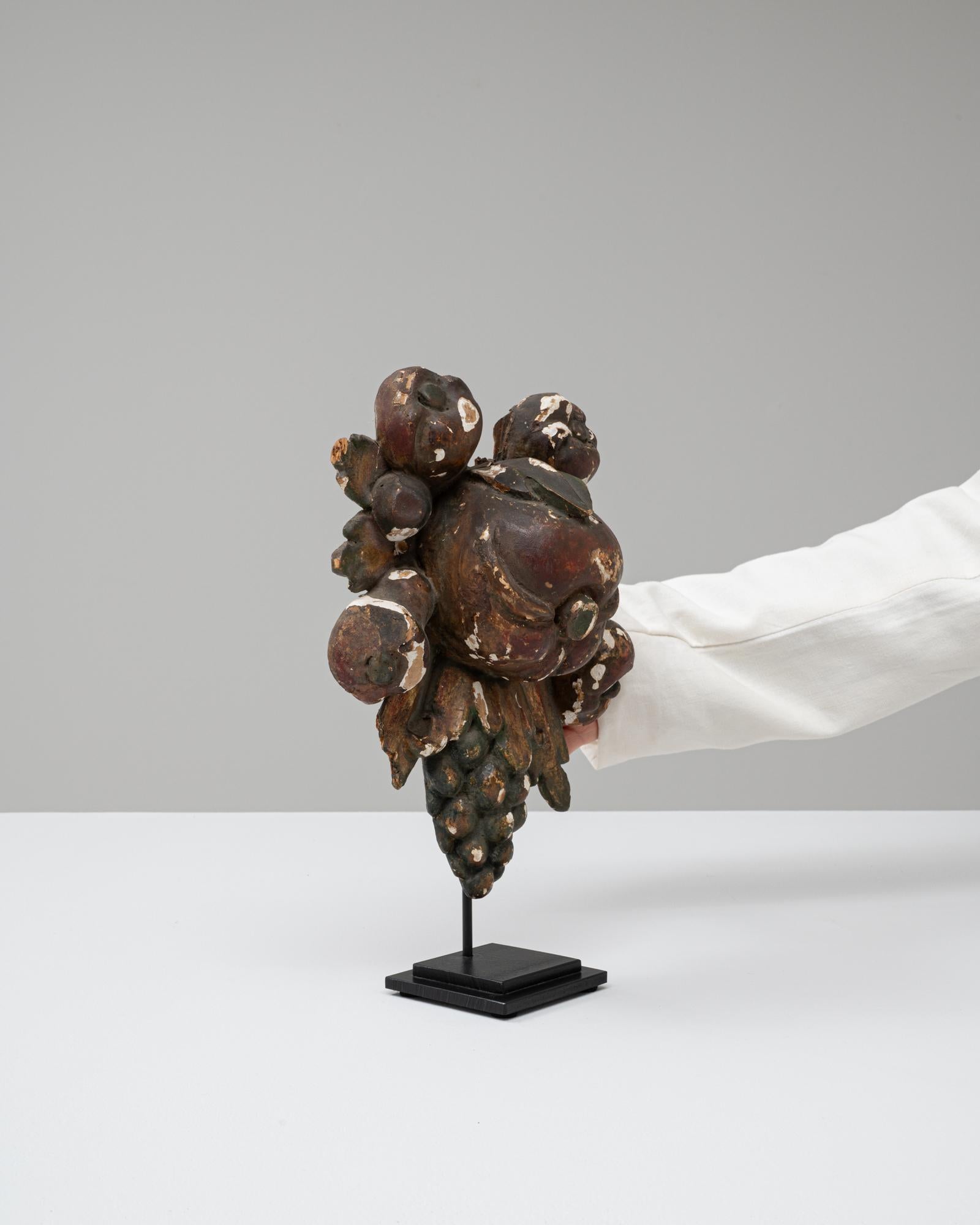 Fino al XVIII secolo Decorazione barocca in legno francese del XVIII secolo su base metallica in vendita