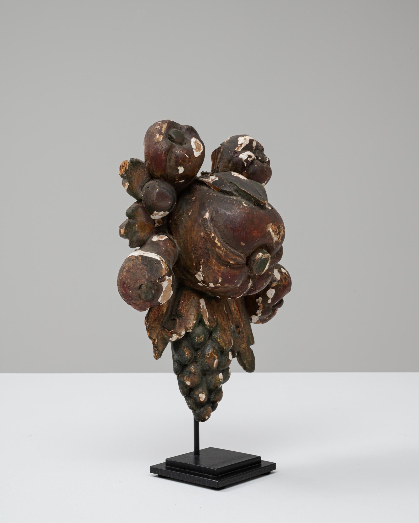 Metallo Decorazione barocca in legno francese del XVIII secolo su base metallica in vendita