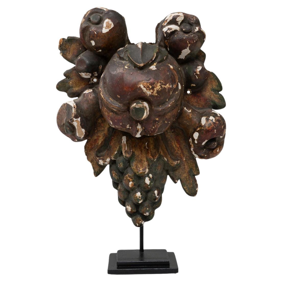 Decorazione barocca in legno francese del XVIII secolo su base metallica