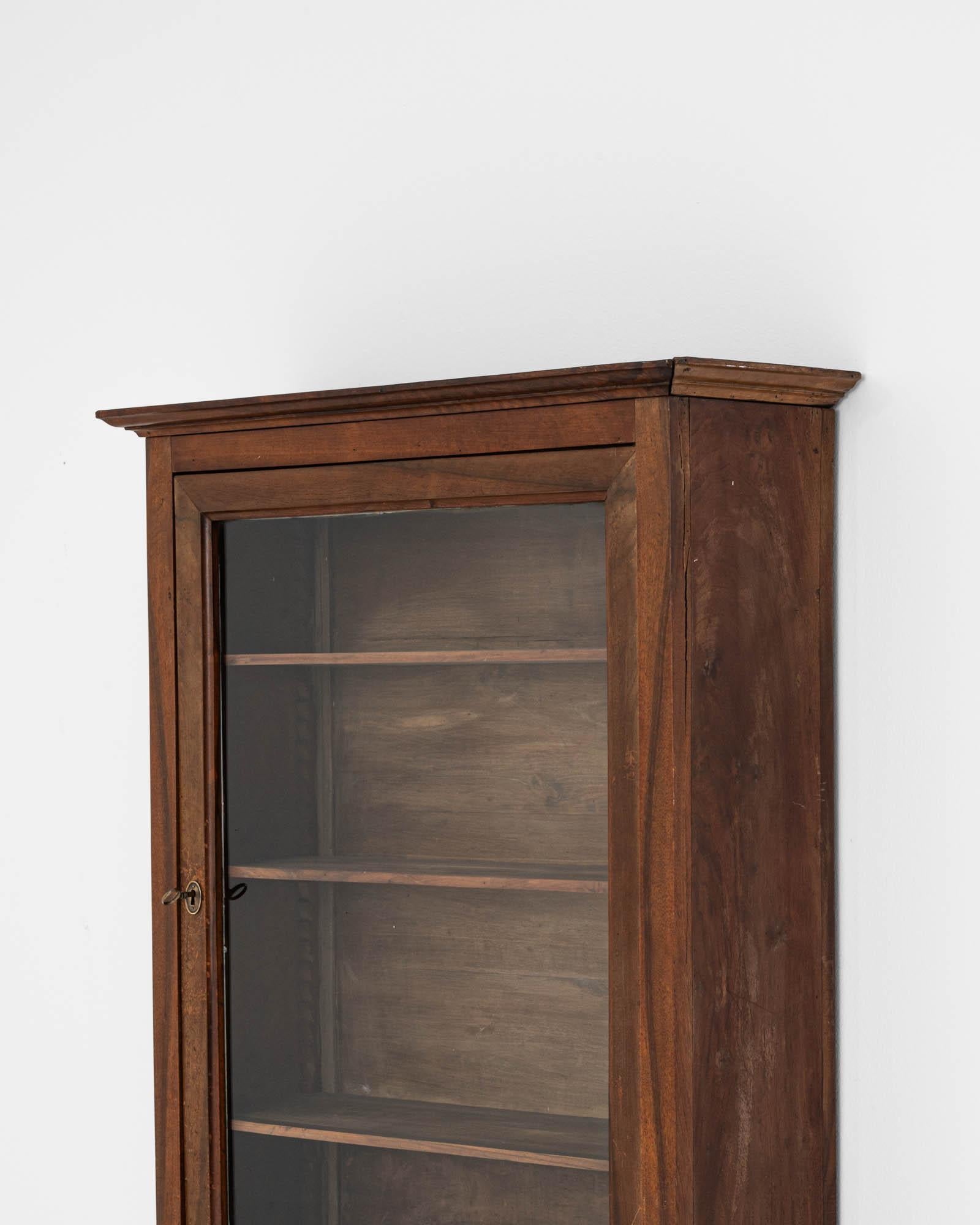 18th Century French Wooden Wall Vitrine For Sale 2