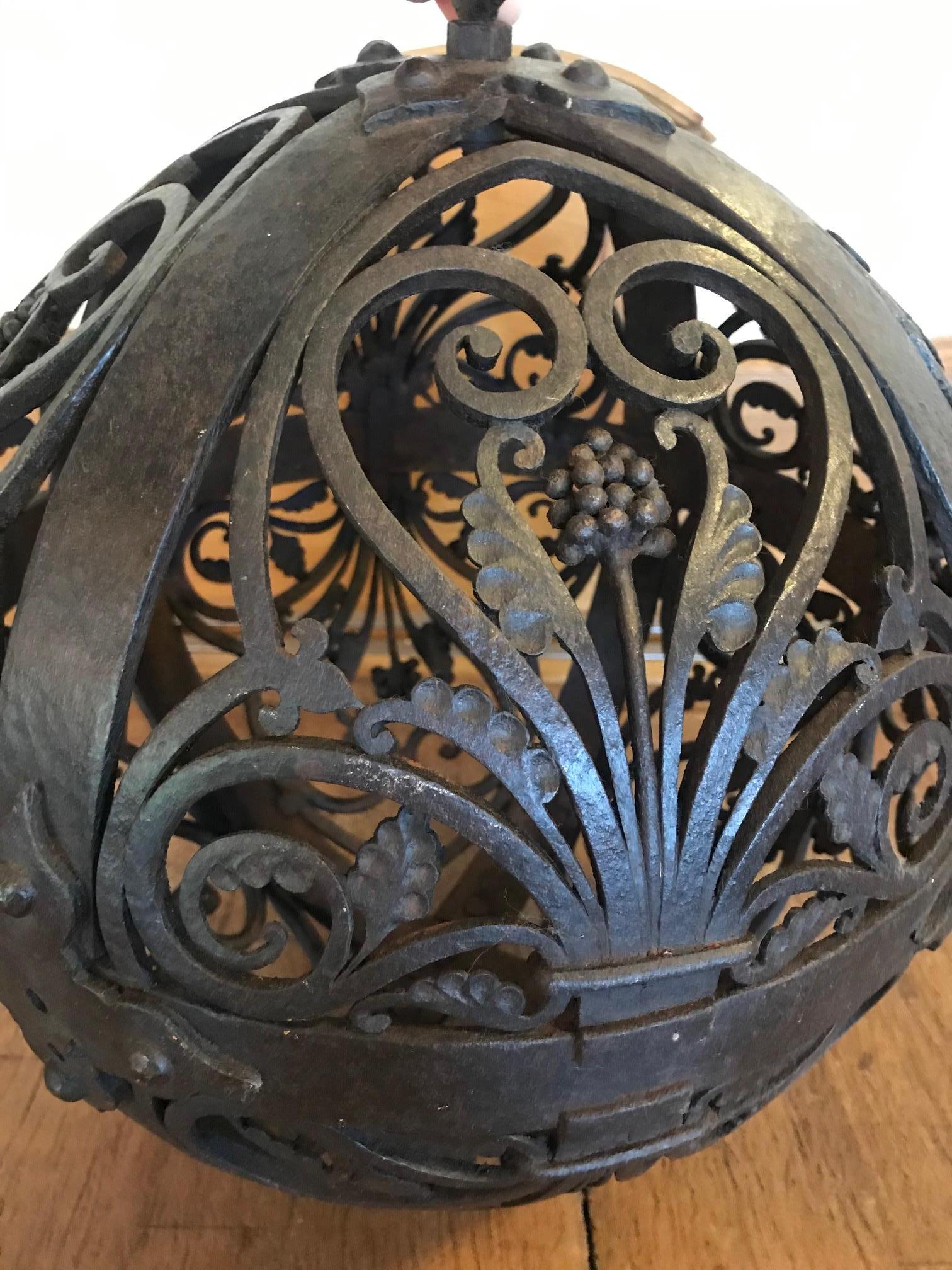 18th Century French Wrought Iron Decorative Ball 1