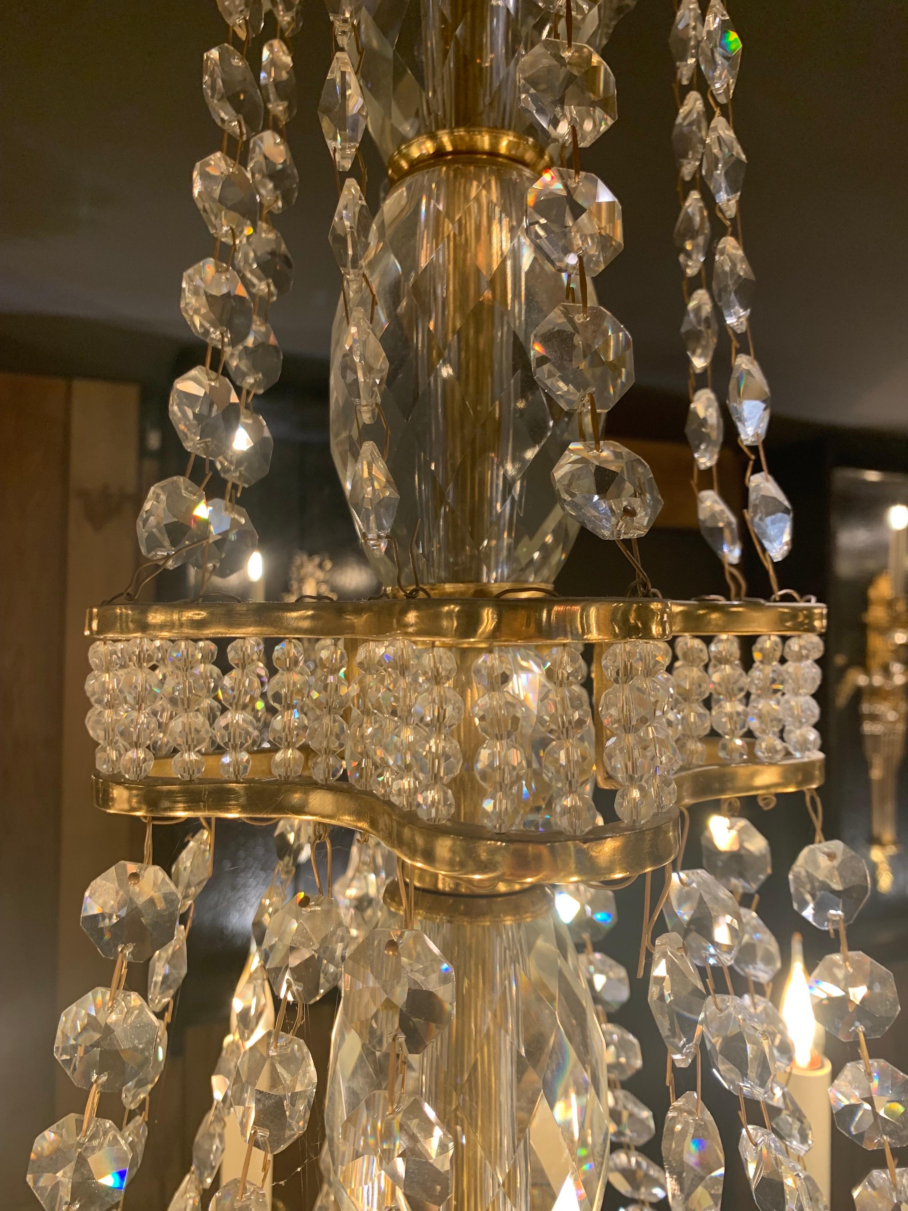 Galerie-Kronleuchter aus dem 18. Jahrhundert mit 12 Lights in Bronze und Gold 18k im Zustand „Hervorragend“ in SAINT-OUEN-SUR-SEINE, FR