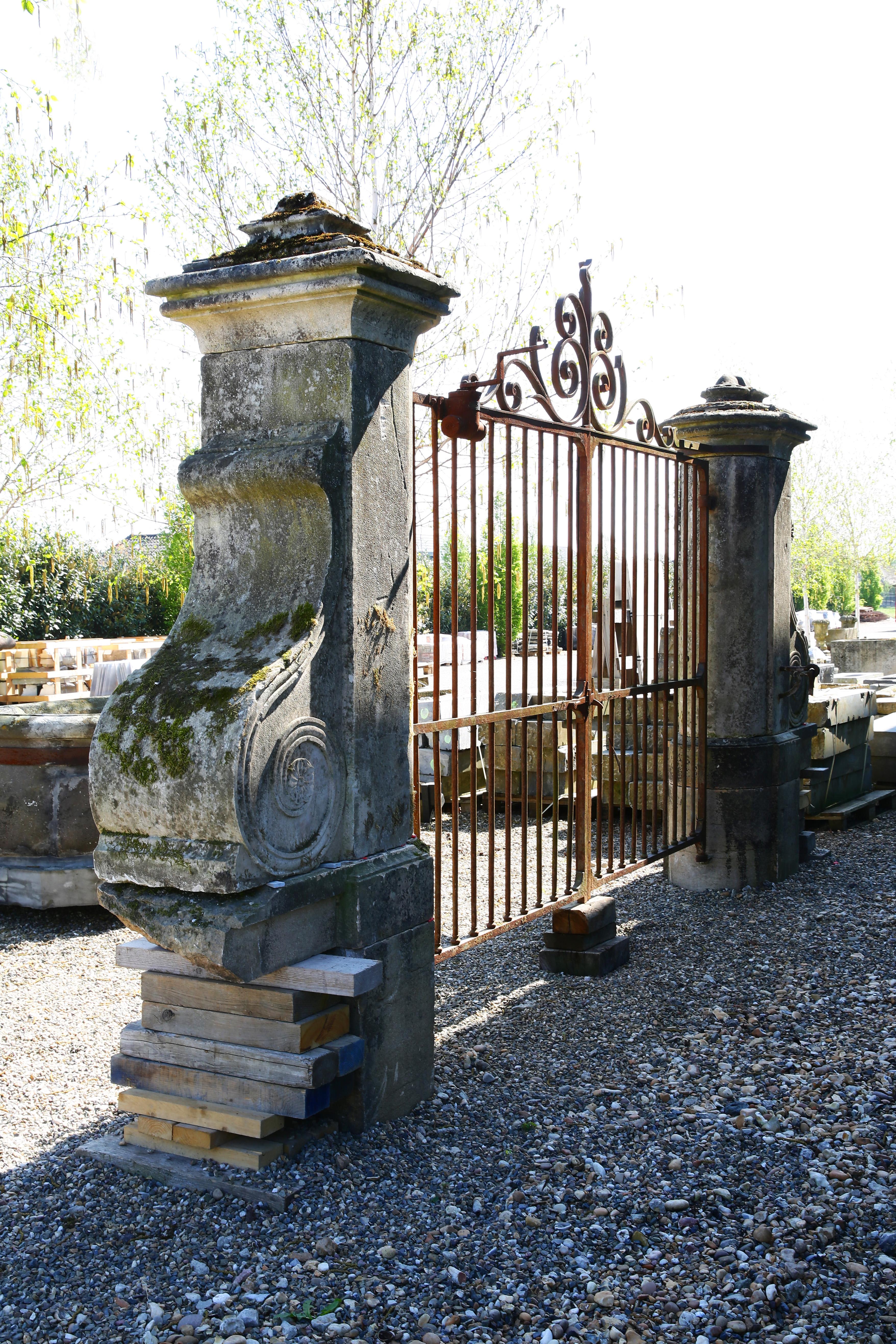 18th Century Gate in Baroque Style 3