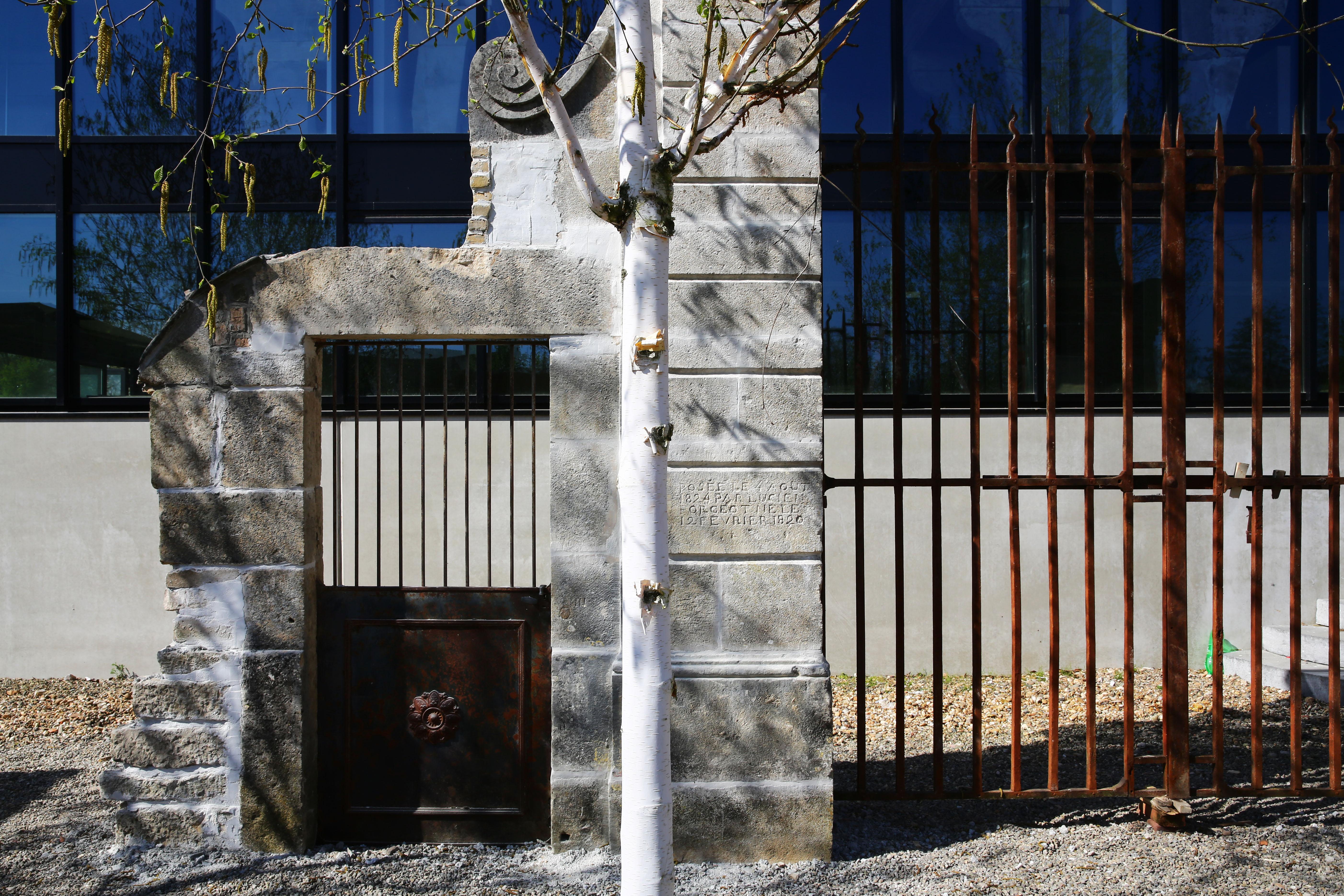 Monumental 19th Century Entrance Gateway Pillars 2