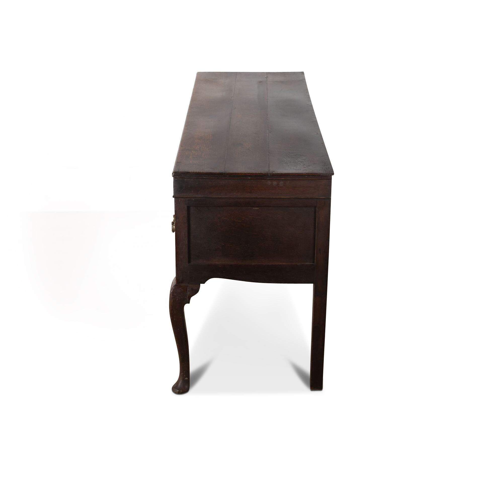 Mid-18th Century 18th Century Geo III Oak and Mahogany Dresser For Sale