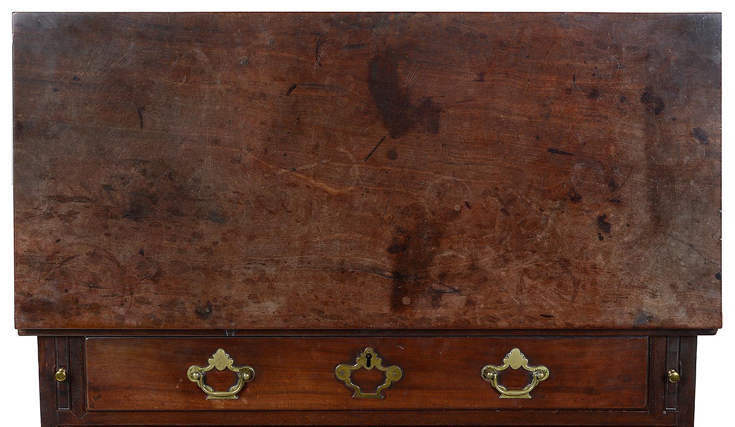 18th Century George 11 Red Walnut Bachelors Chest In Good Condition In Brighton, Sussex