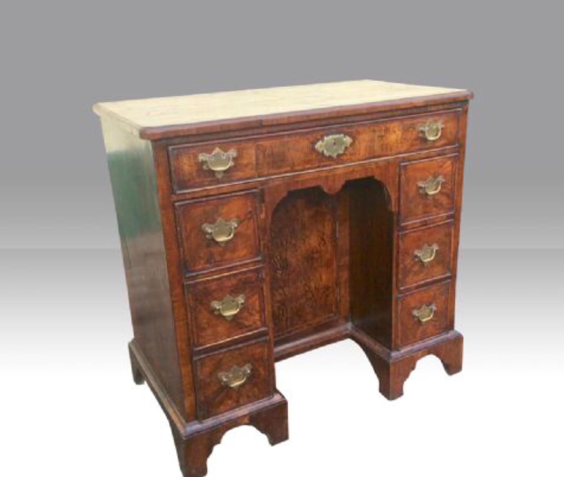 European 18th Century George I Figured Walnut Antique Kneehole Desk For Sale
