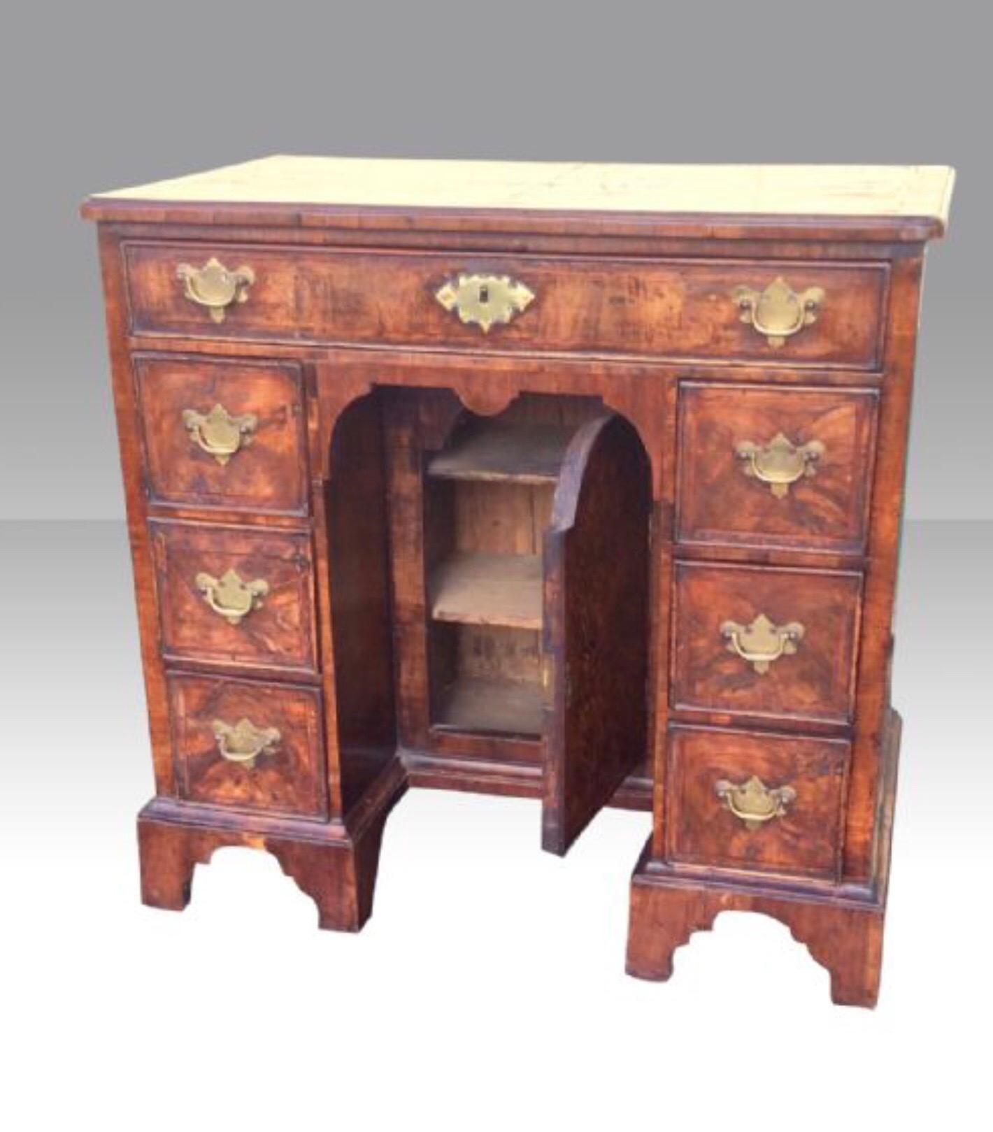 Early 18th Century 18th Century George I Figured Walnut Antique Kneehole Desk For Sale