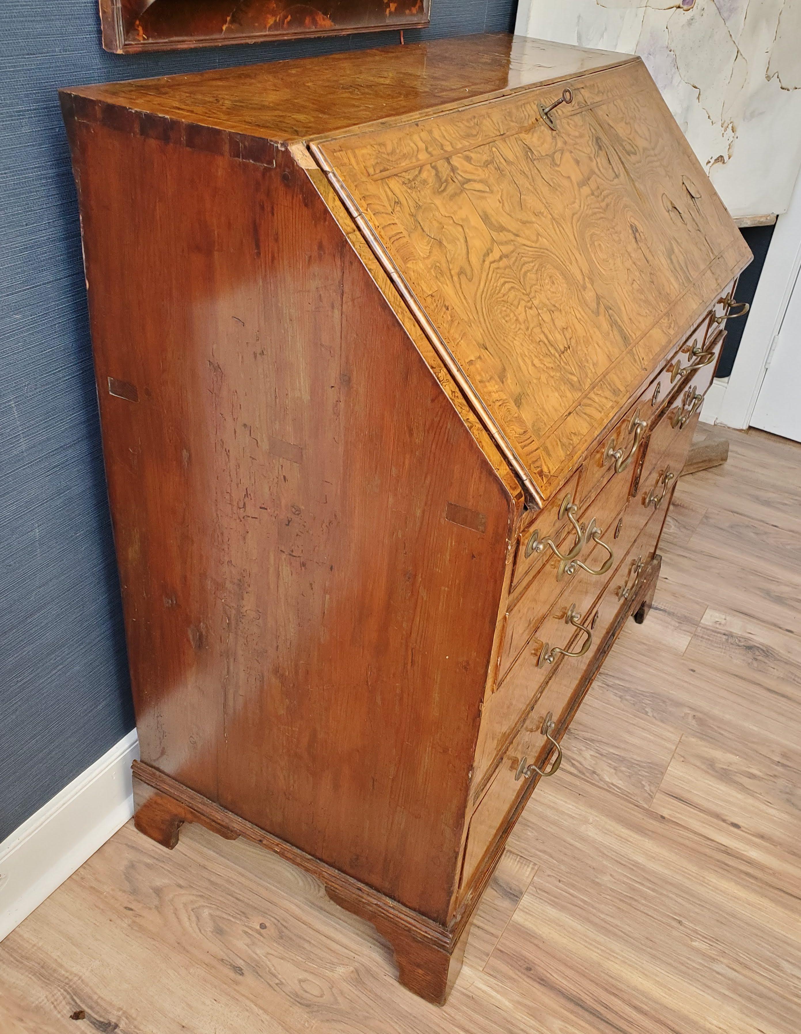 18th Century George II Burled Ash and Walnut Slant Top Desk In Good Condition In Middleburg, VA
