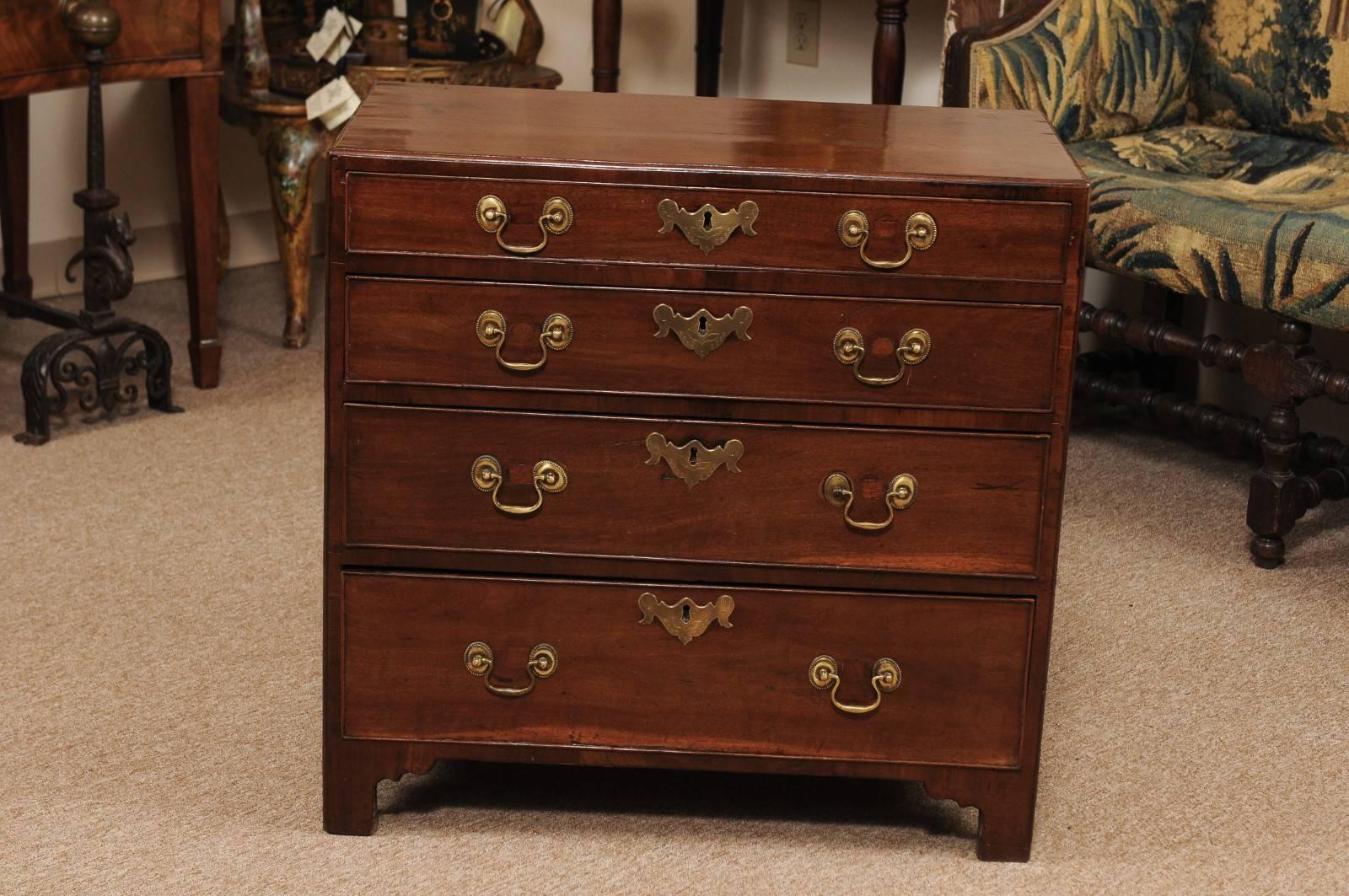 18th Century George II English Bachelor's Chest in Mahogany 3