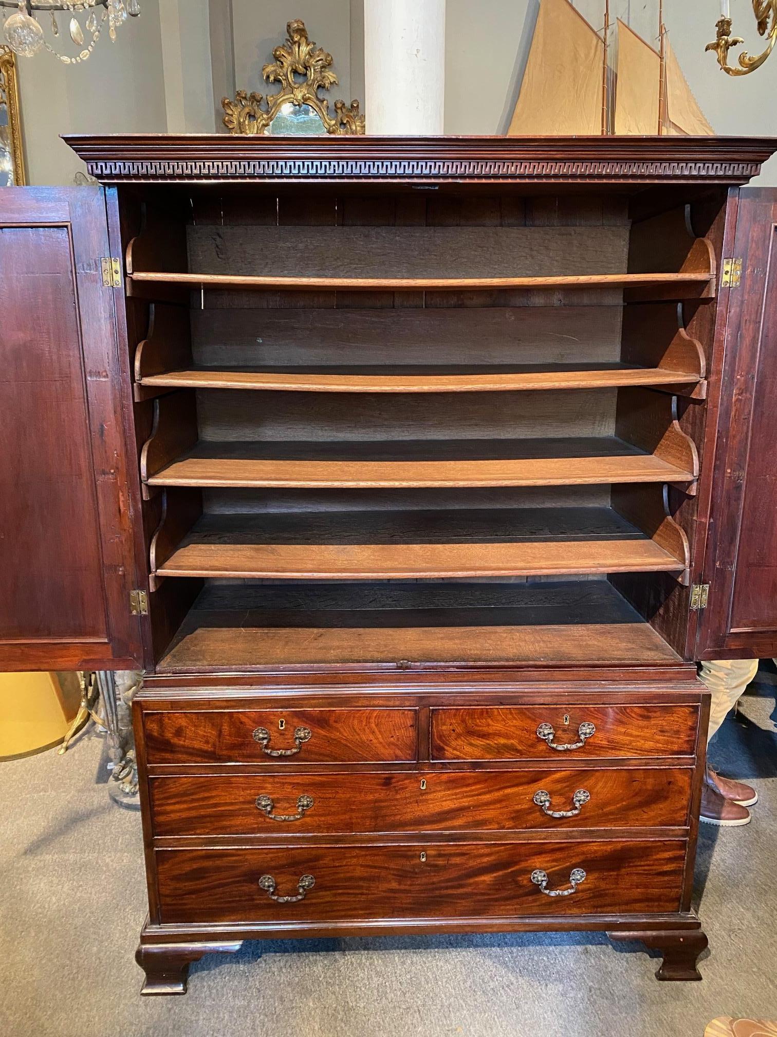 18th-Century George II Mahogany Linen Press, Attributed, Giles Grendey For Sale 12