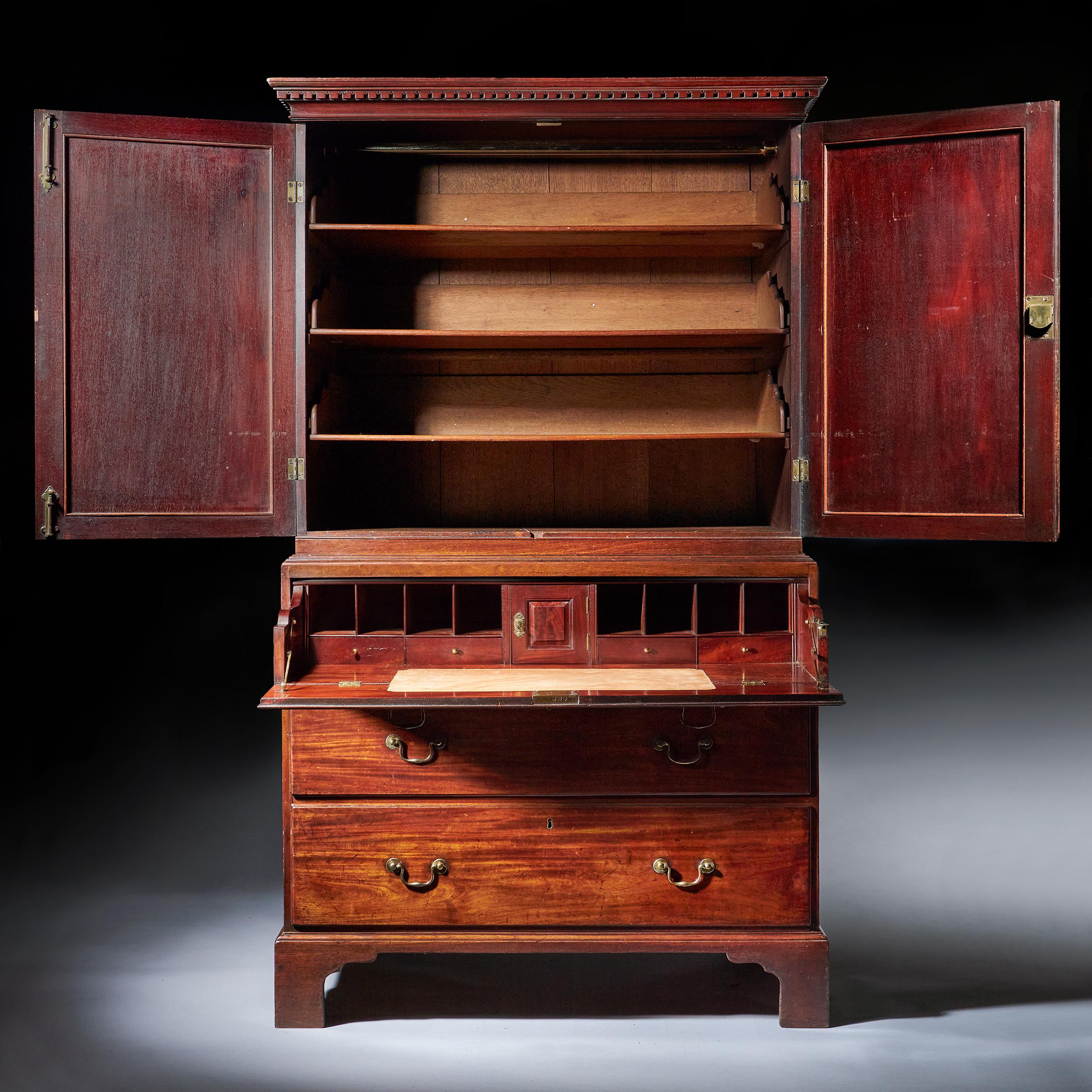 English 18th-Century George II Mahogany Secretaire Linen Press, Attributed, Giles Grendey For Sale