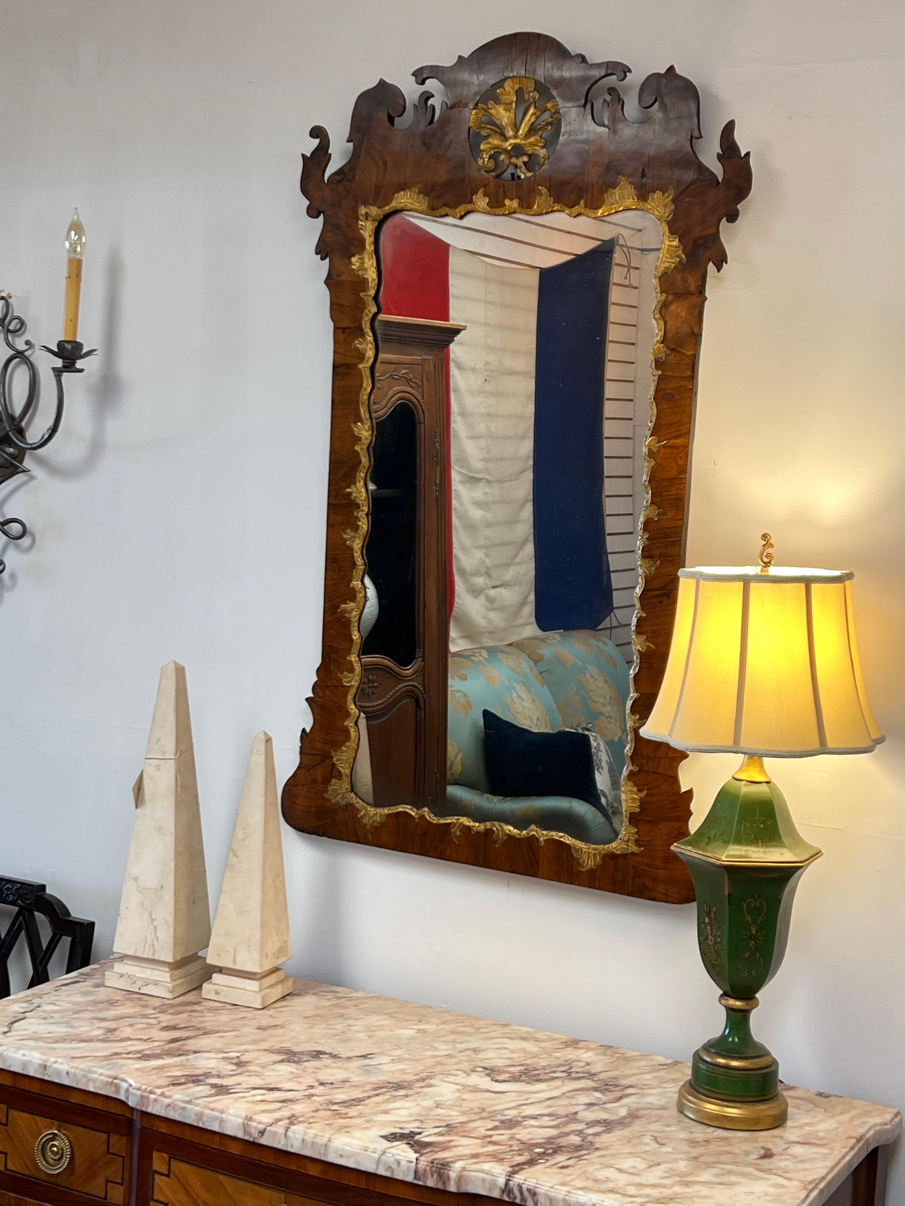 18th Century George II Parcel-Gilt Walnut Mirror For Sale 4