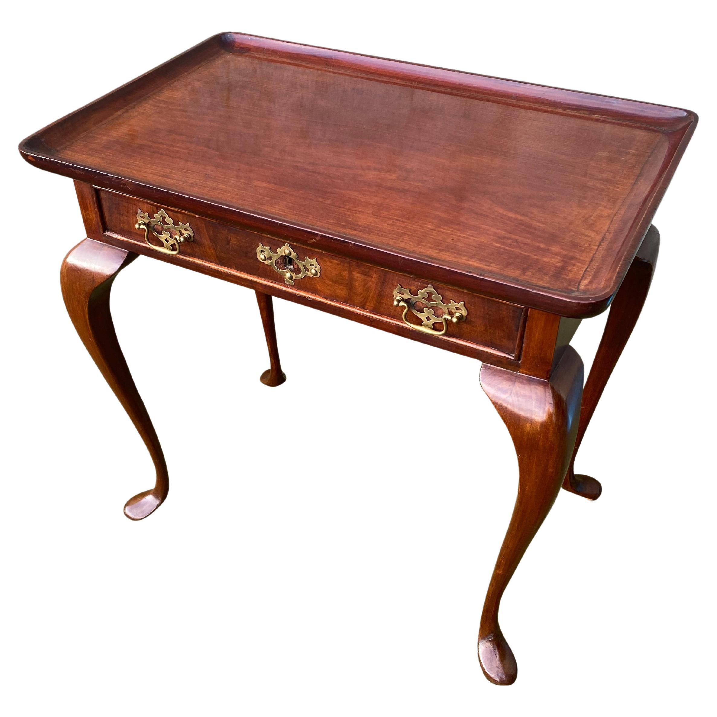 18th Century George II Period Mahogany Dish Top Tea Table For Sale