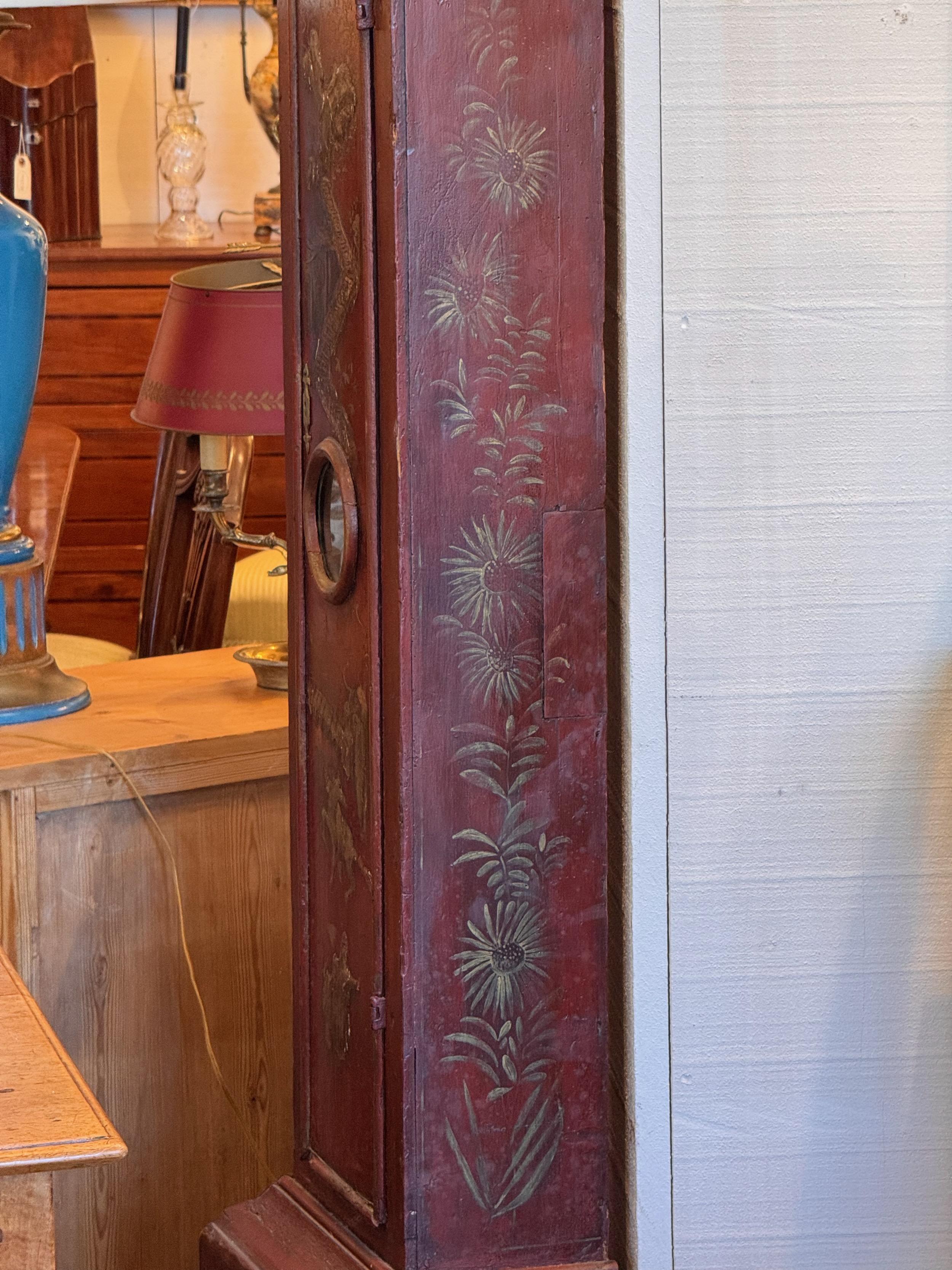 Rote Chinoiserie-Uhr aus dem 18. Jahrhundert George II im Angebot 8
