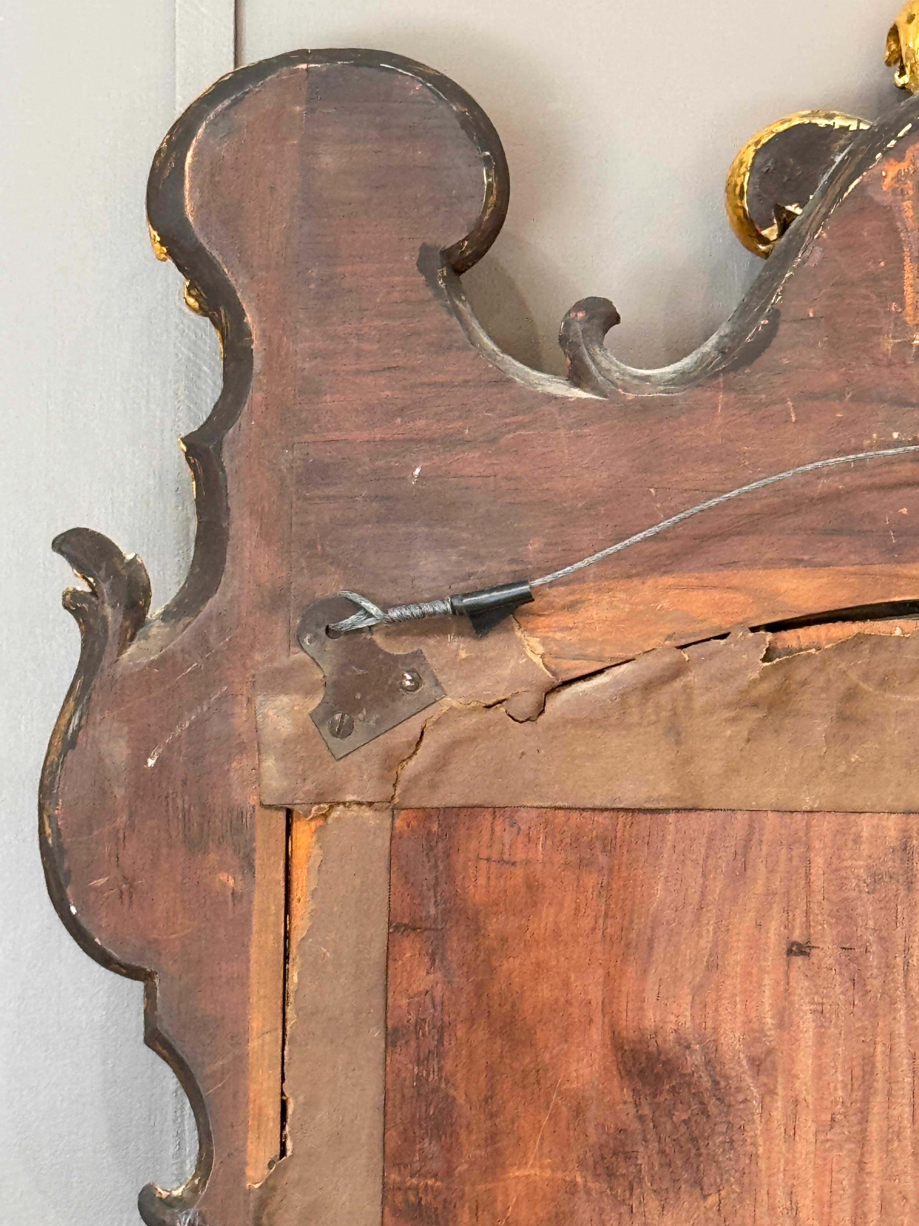 Spiegel aus geschnitztem Giltwood aus dem 18. Jahrhundert George III im Angebot 5
